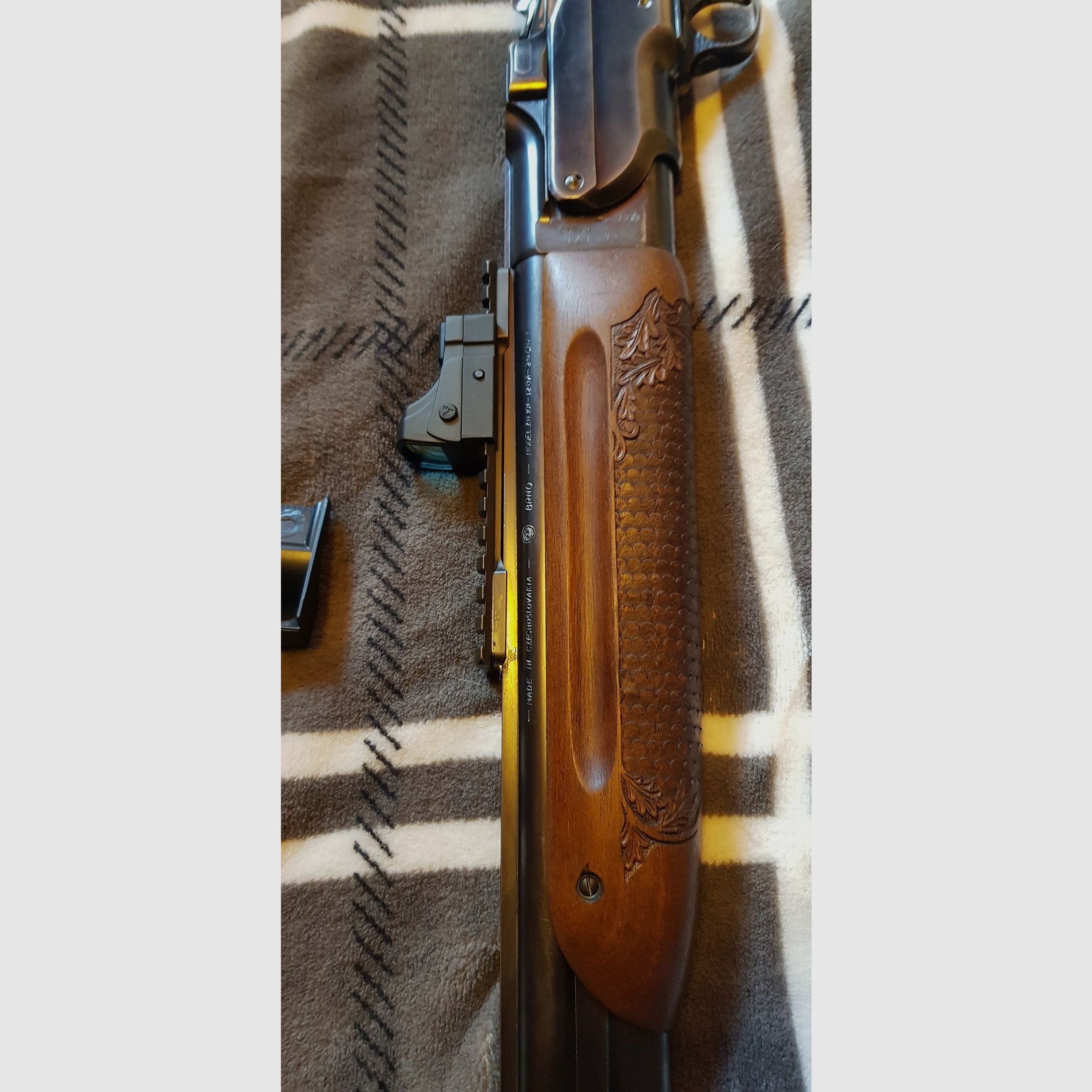 Brünner ZH 304 + canon interchangeable