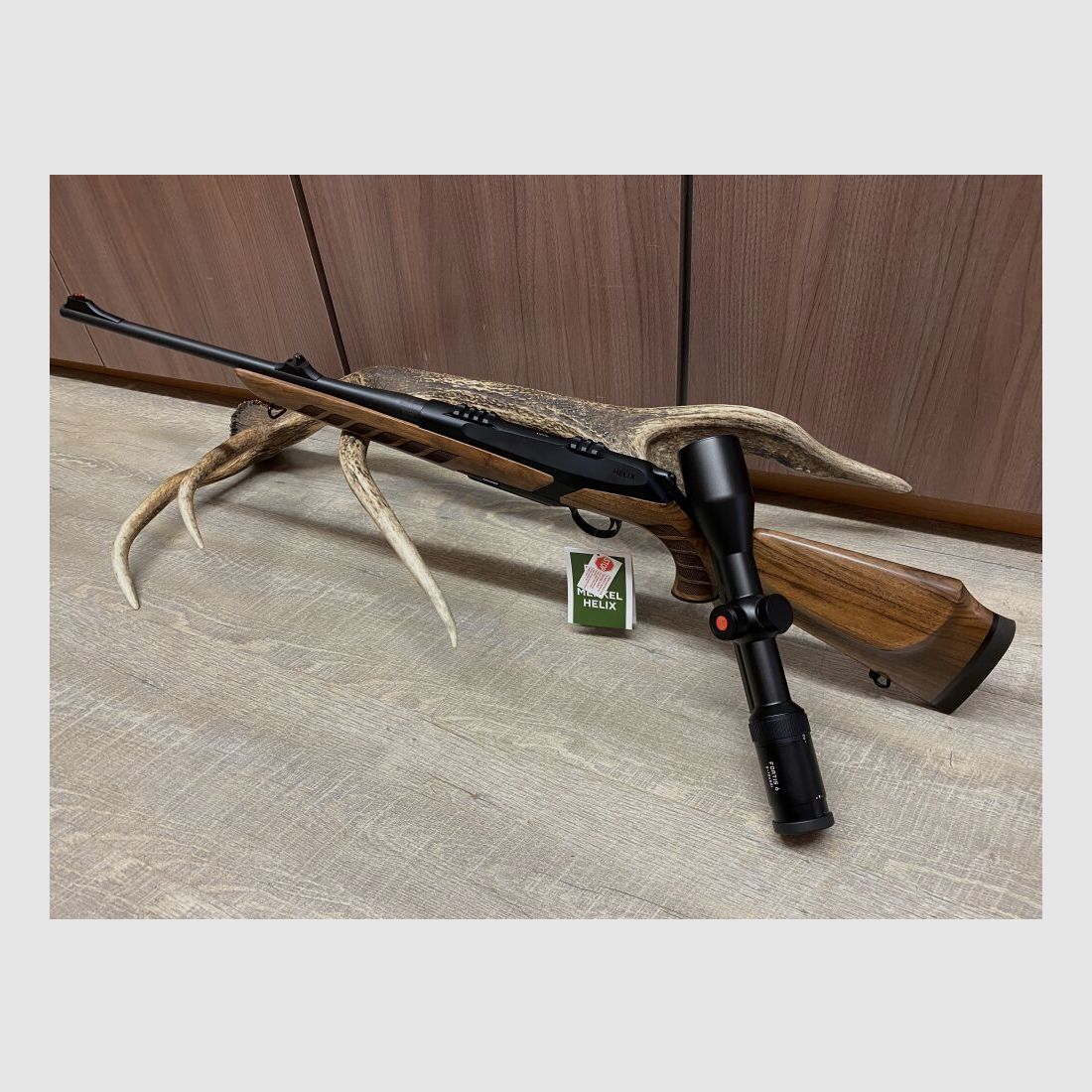 Merkel	 RX Helix Lady DS, mit Leica Fortis 6 2-12x50 i