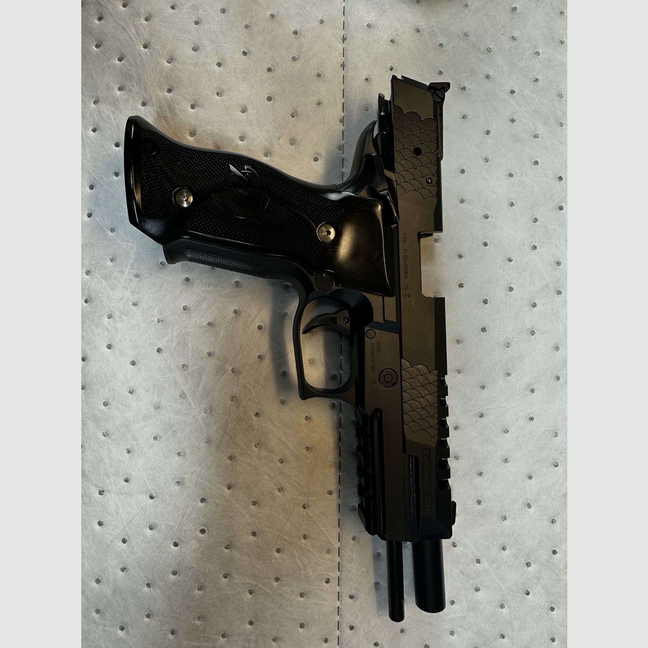 Sig Sauer P226 x-six club30