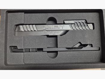 DESLIZADOR DE ARMAS LAUGO ALIEN / KIT RETRO CREADOR