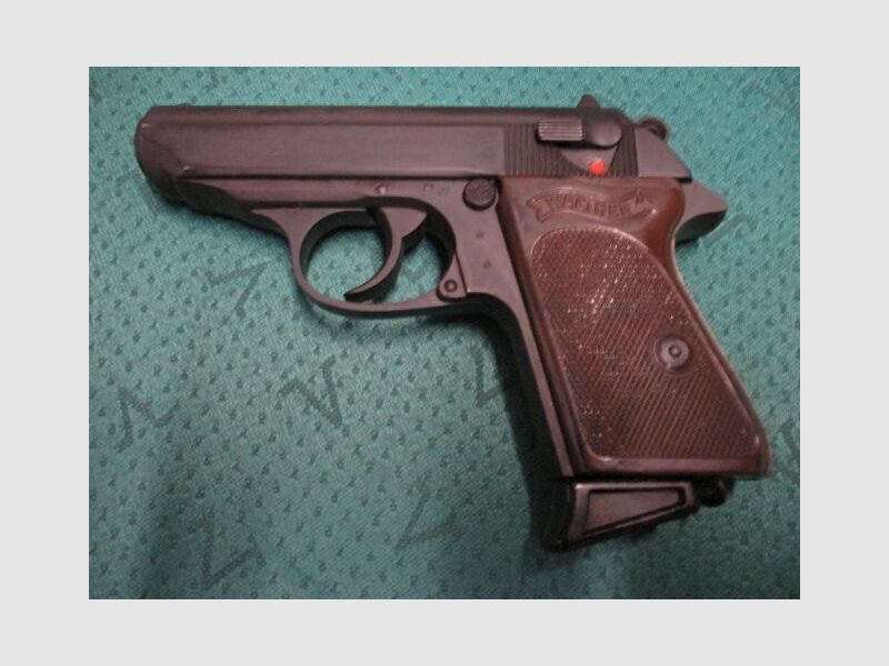 Pistol 7.65mm Browning Walther PPK Bundeswehr from 1959 with acceptance PPK