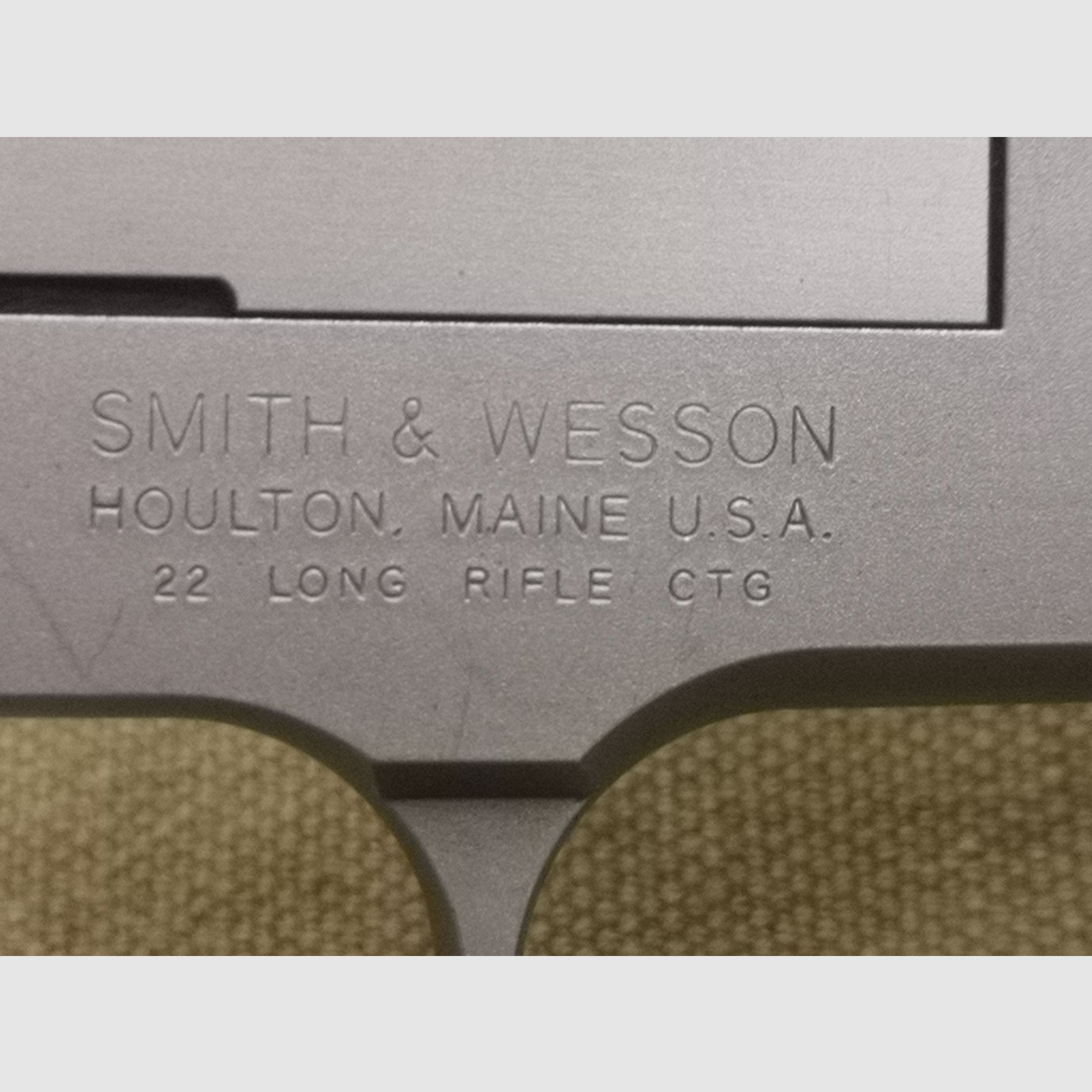 Smith & Wesson Model 2206 przed zakazem .22lr, zdjęcie 6 z 9