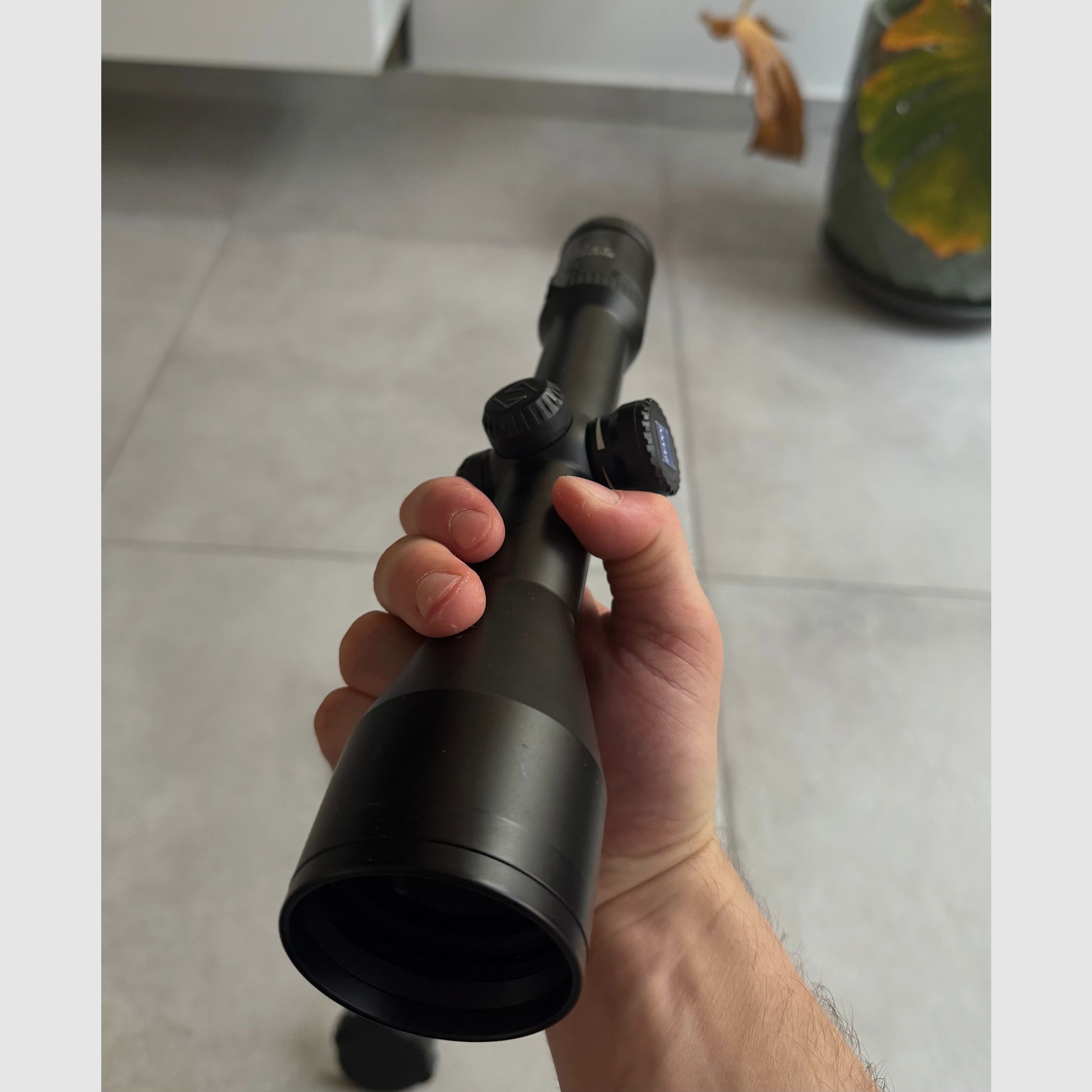 Zeiss Victory Diavari riflescope 2.5–10x50 / internal rail