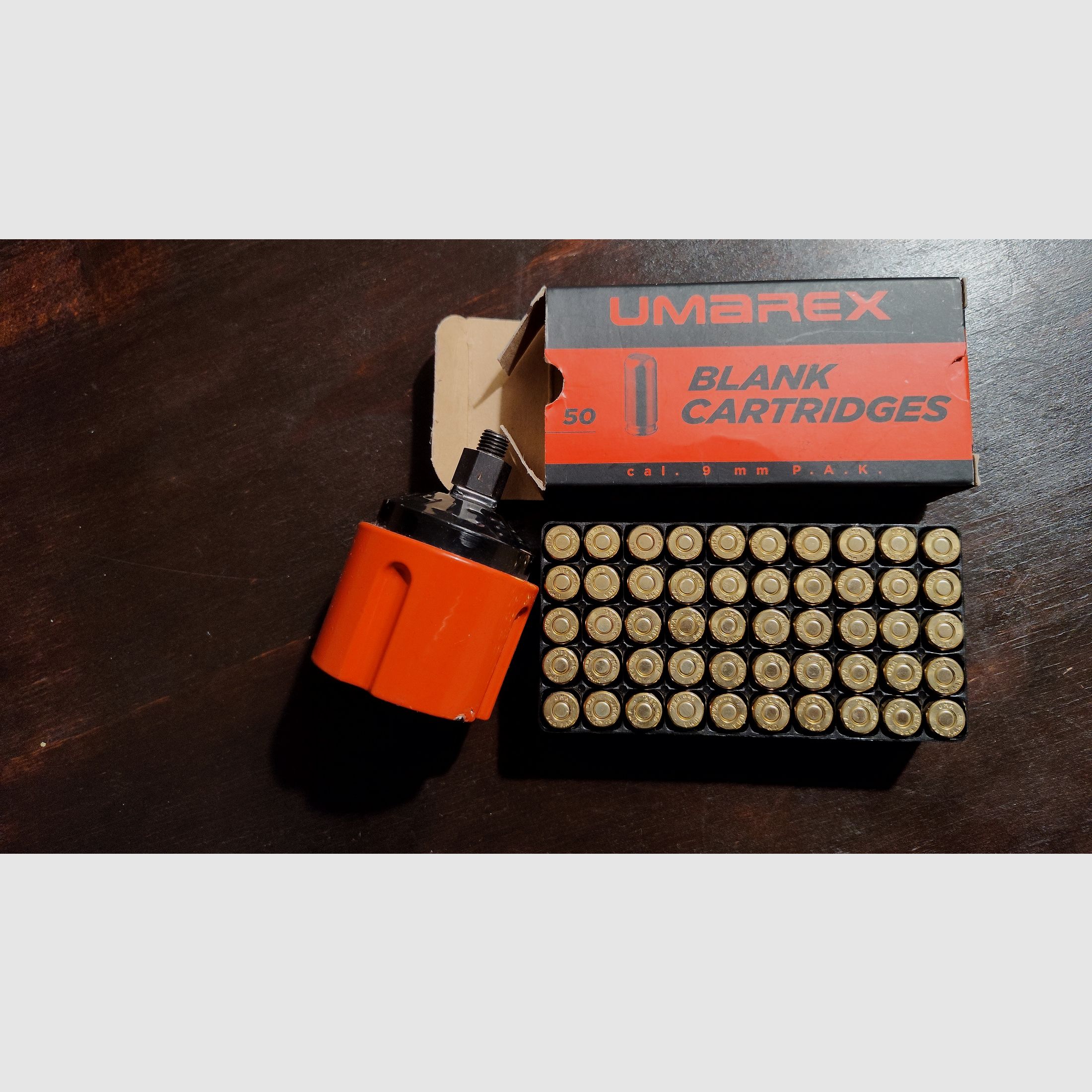 Umarex blank cartridges brass casing 9mm P.A.K. 50 pieces + launch cup for 4 pyro blank cartridges