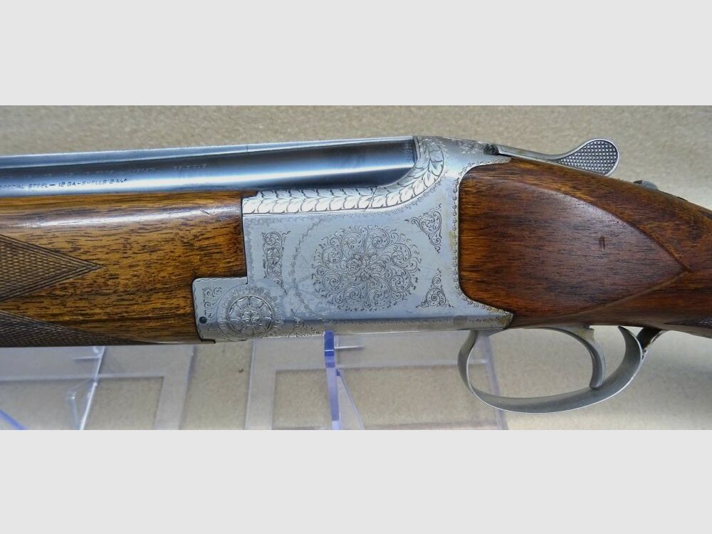 FN B 25