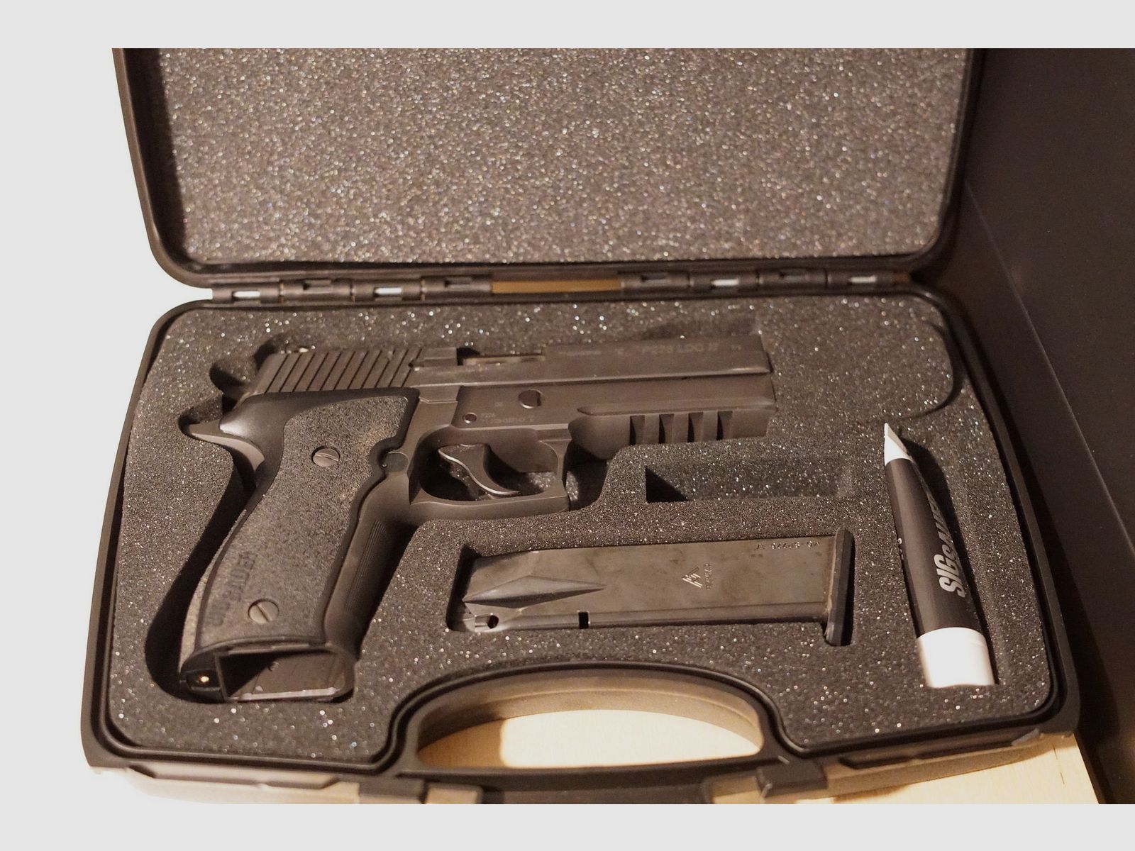 Inizio perfetto nella disciplina 9mm — Sig Sauer P226 LDC II + .22 + Mantis | 1.499 €