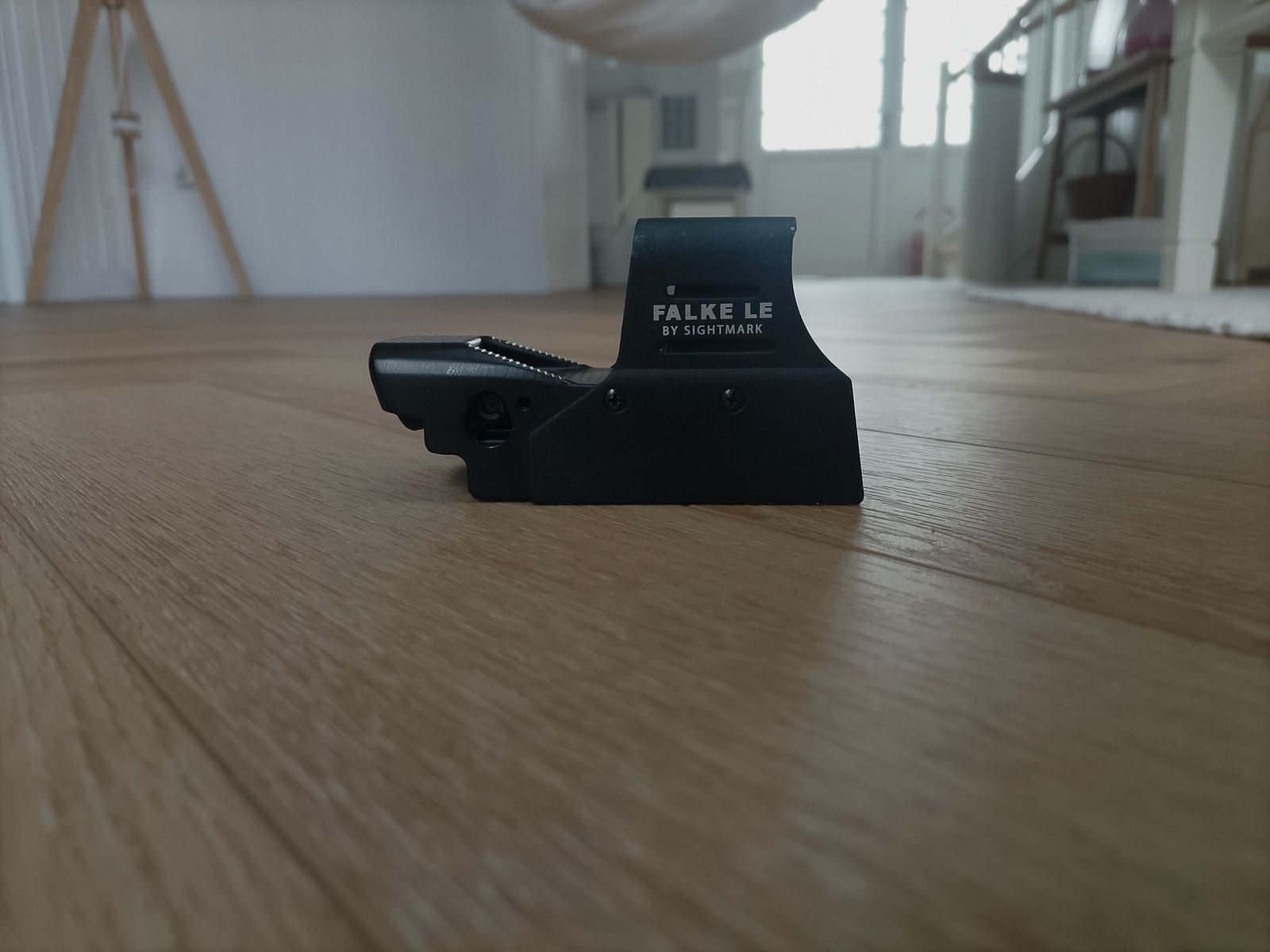 Falke LE by Sightmark reflex sight / red dot sight with quick-release mount