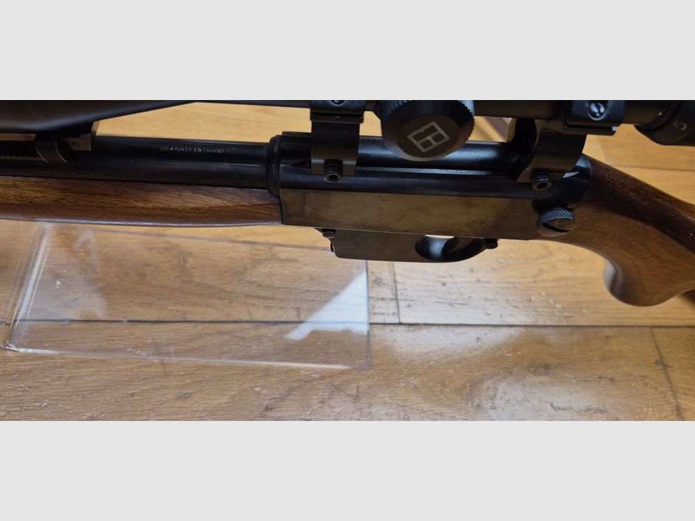 Sehr schöne Selbstladebüchse Unique – Modell X51 Bis – Kal. 22LR – Magazin 5 Schuss – Kassnar 3-9 x40 Zielfernrohr „Made in Japan“! – Gewinde Lauf – Waffe von 1968 – TBE ++, Bild 20 von 33