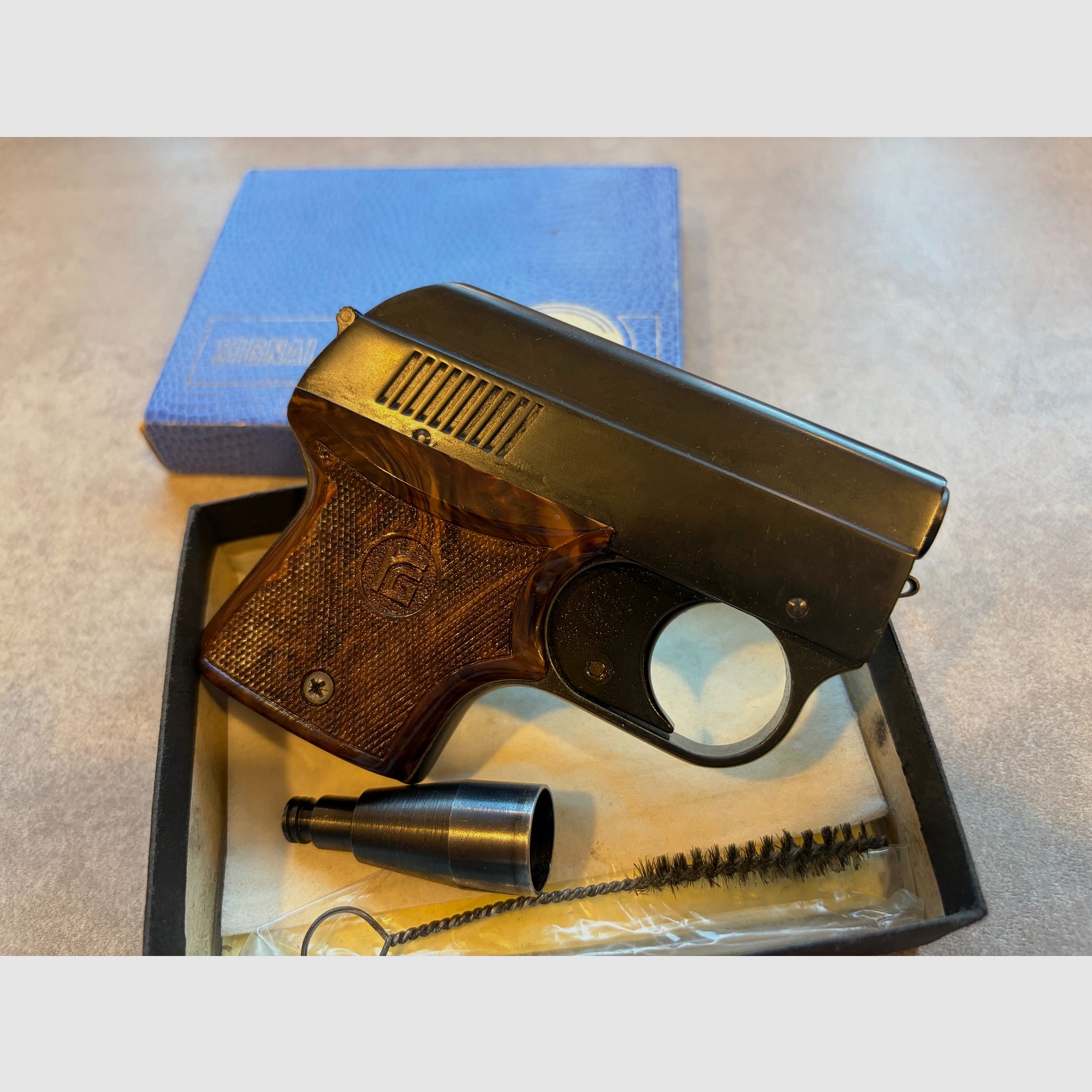 Very well preserved Röhm RG3 in original packaging