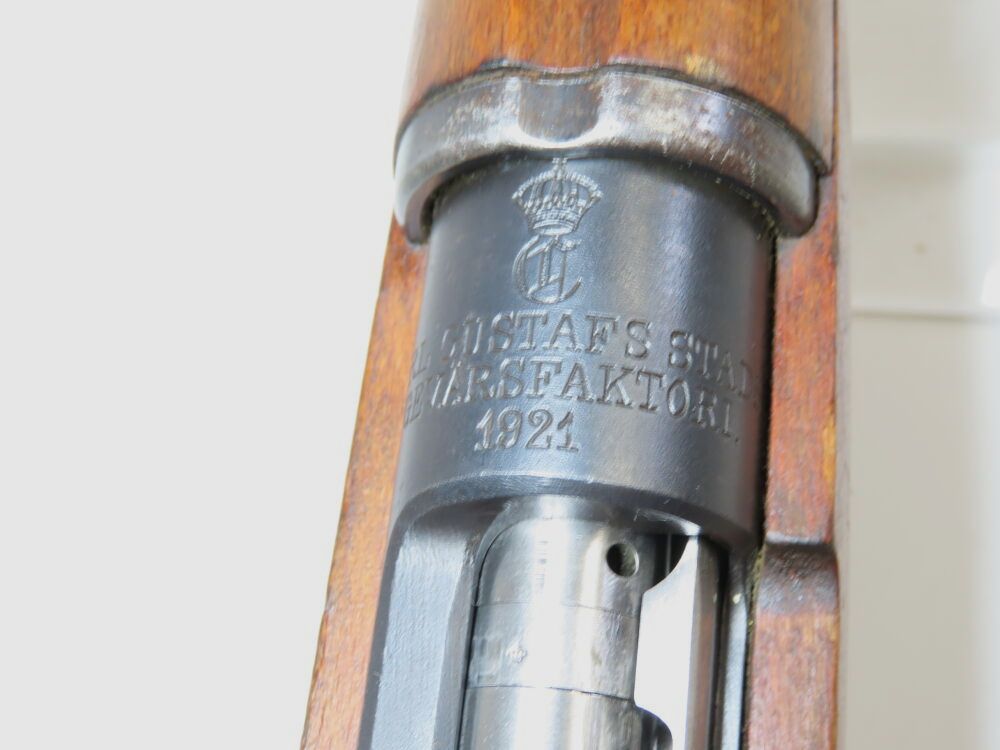 Mooie Carl Gustafs M96 incl. fijne richtlijn!