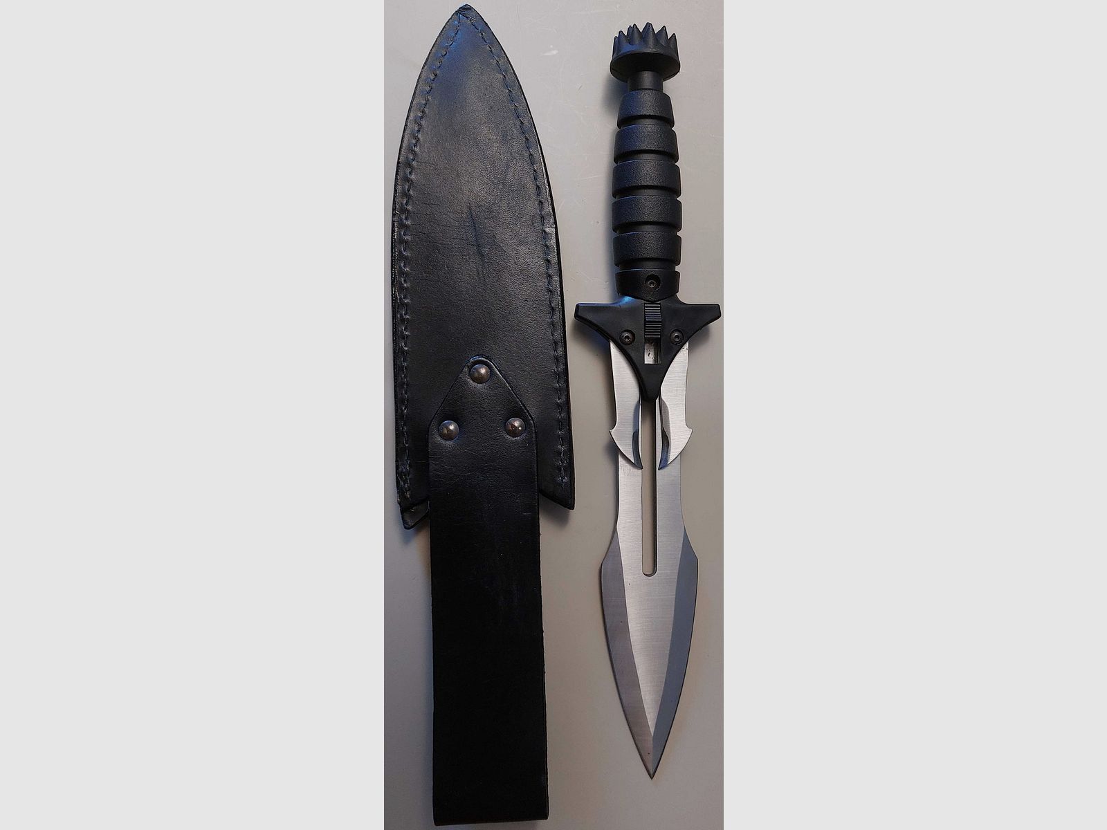 Klingon Phoenix Knife UC726 Star Trek 1994