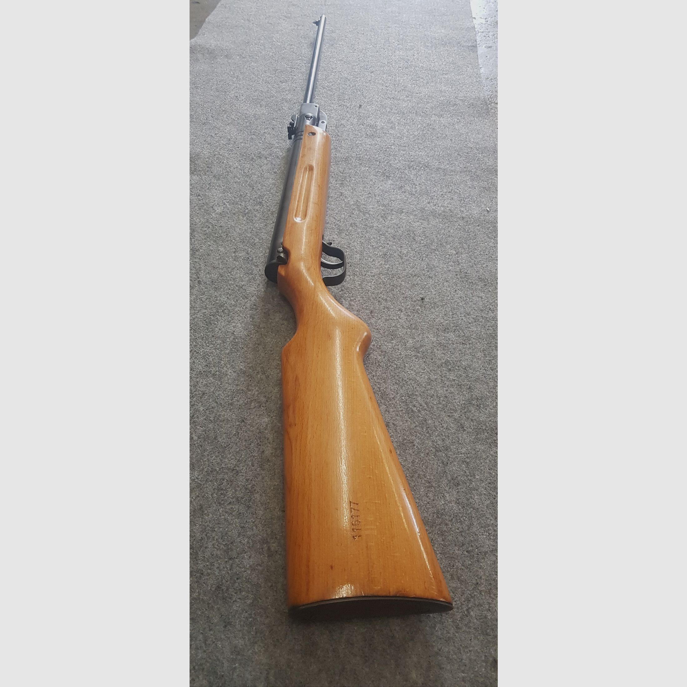 Seitlich verschraubt !!!  Seltene Ausführung  schönes Haenel Mod.  III-284   III 284 cal. 4,5mm Diabolo