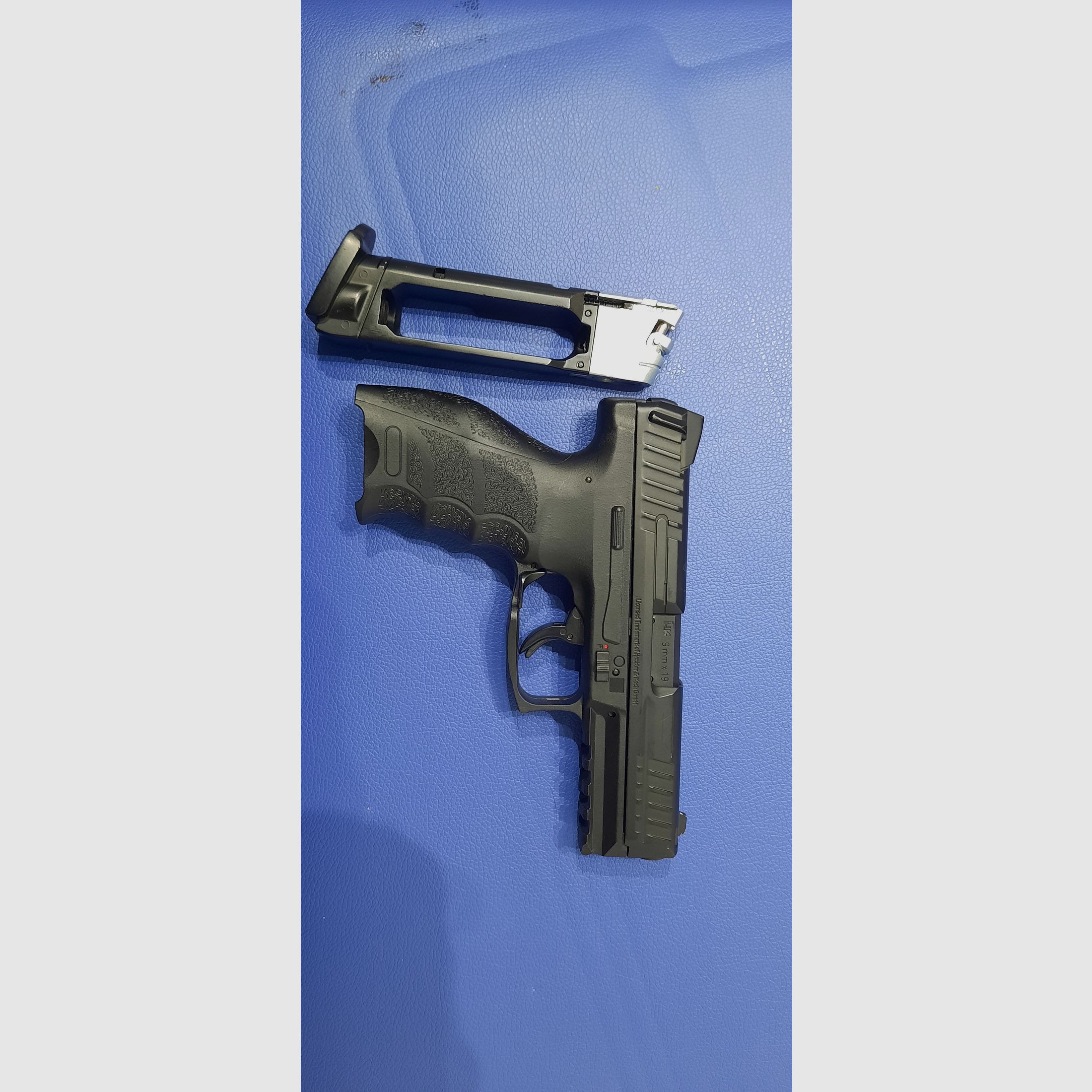 Heckler & Koch V9  4,5mm CO2 