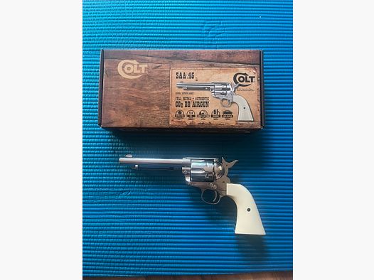 Colt Single Action Army CO2