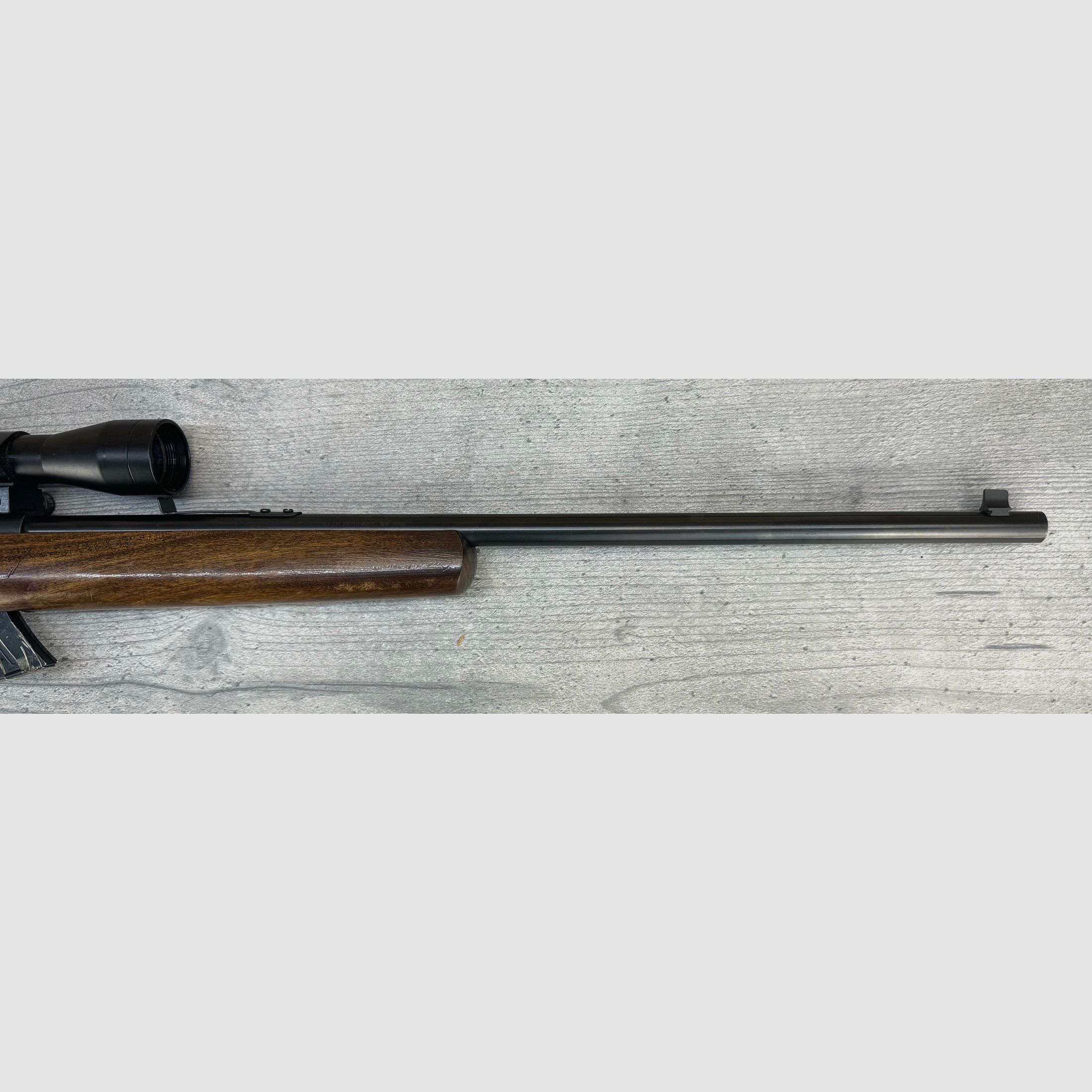 CBC Model 122, Kal.: .22lr Repetierbüchse + Gamo Zielfernrohr