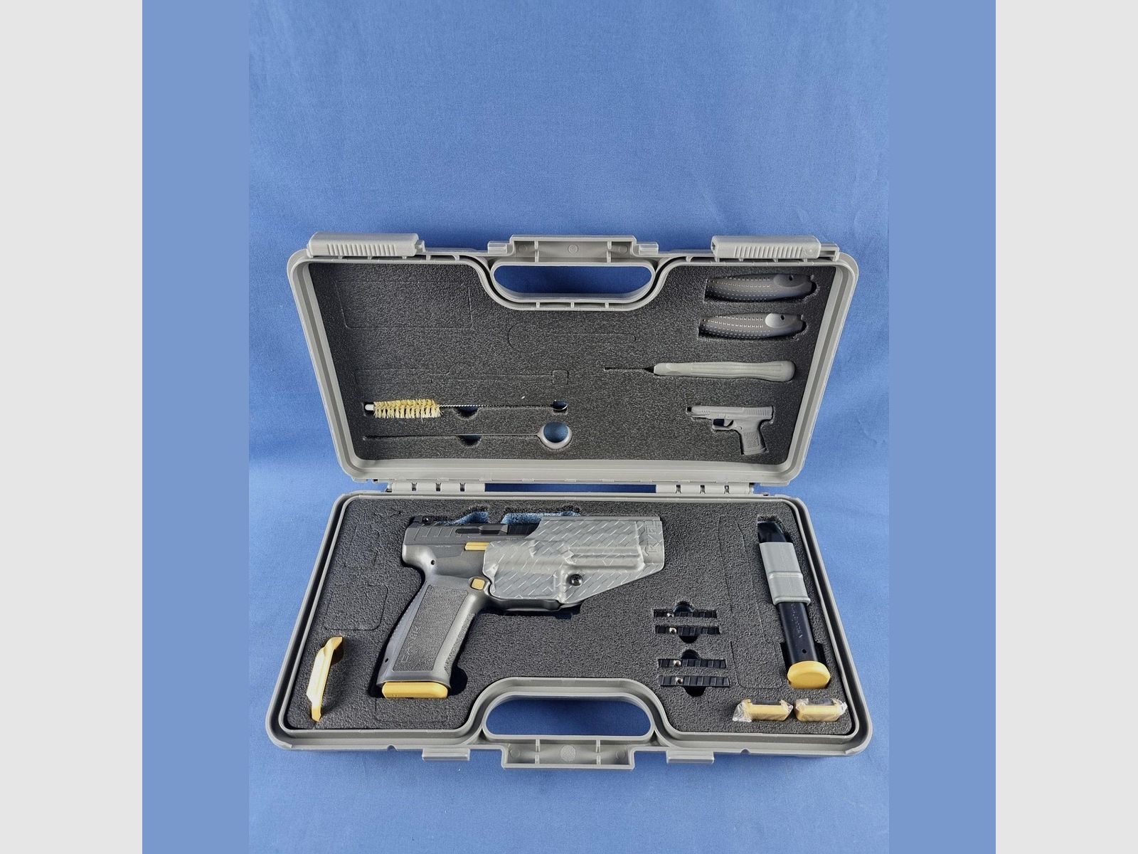 Canik TP9 SFX Rival SAO Kal. 9mm Para Grey/Gold, Bild 4 von 4