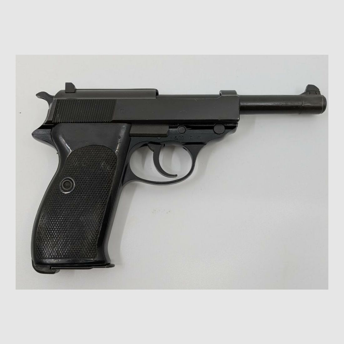 Walther P1