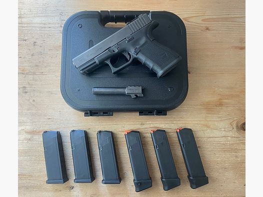 Glock 32 .357SIG mit 9mm IGB Wechsellauf, Overwatch Precision Polymer DAT Trigger und Meprolight Tru-Dot Nachtvisierung