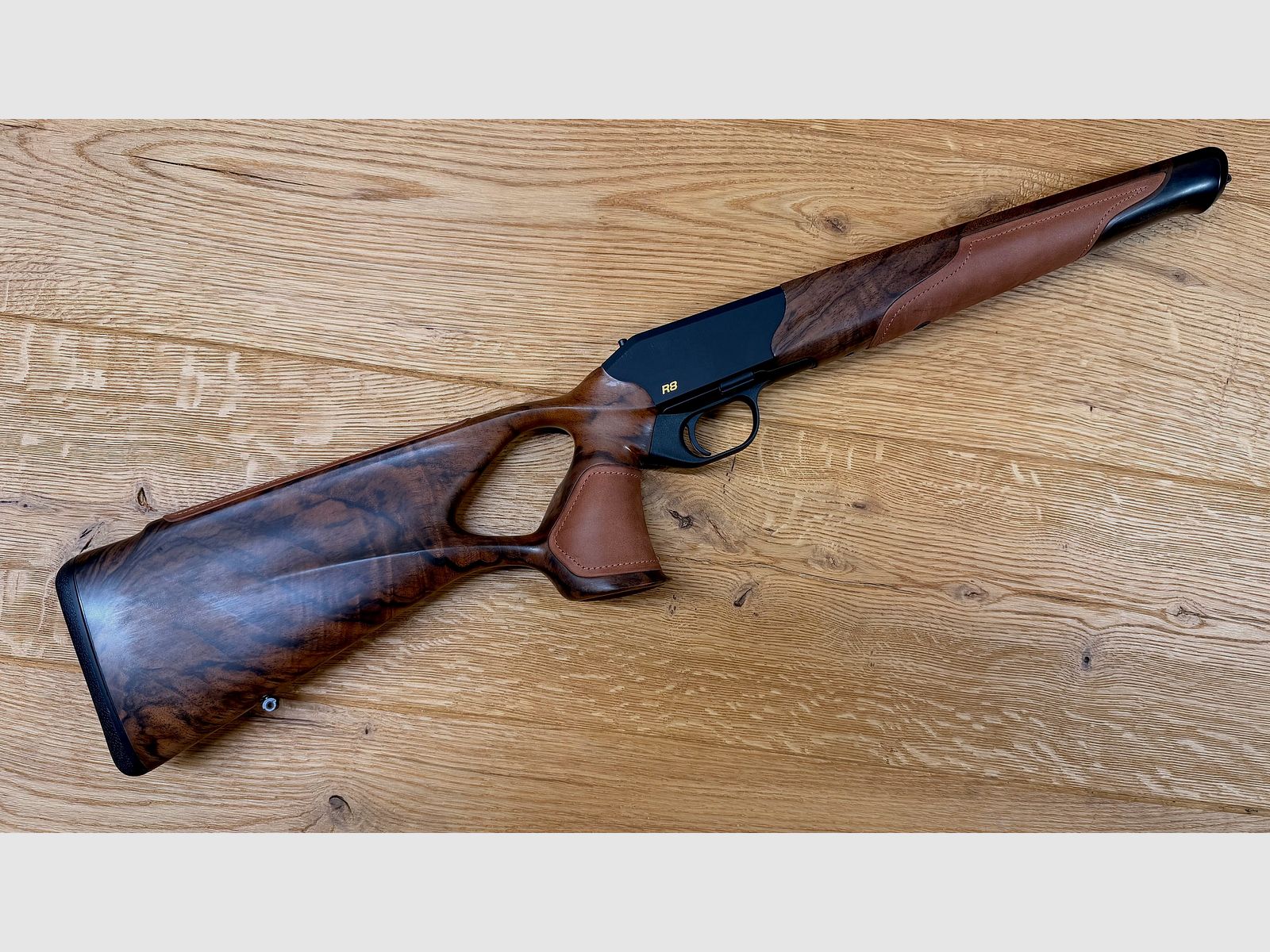 Blaser R8 Success Stocking / Wood Grade 7 / Chesterfield Leather / BREATHTAKINGLY BEAUTIFUL