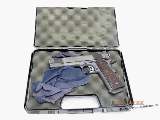 Pistole LES BAER Custom Kal. .45 ACP Bo-Mar Visier