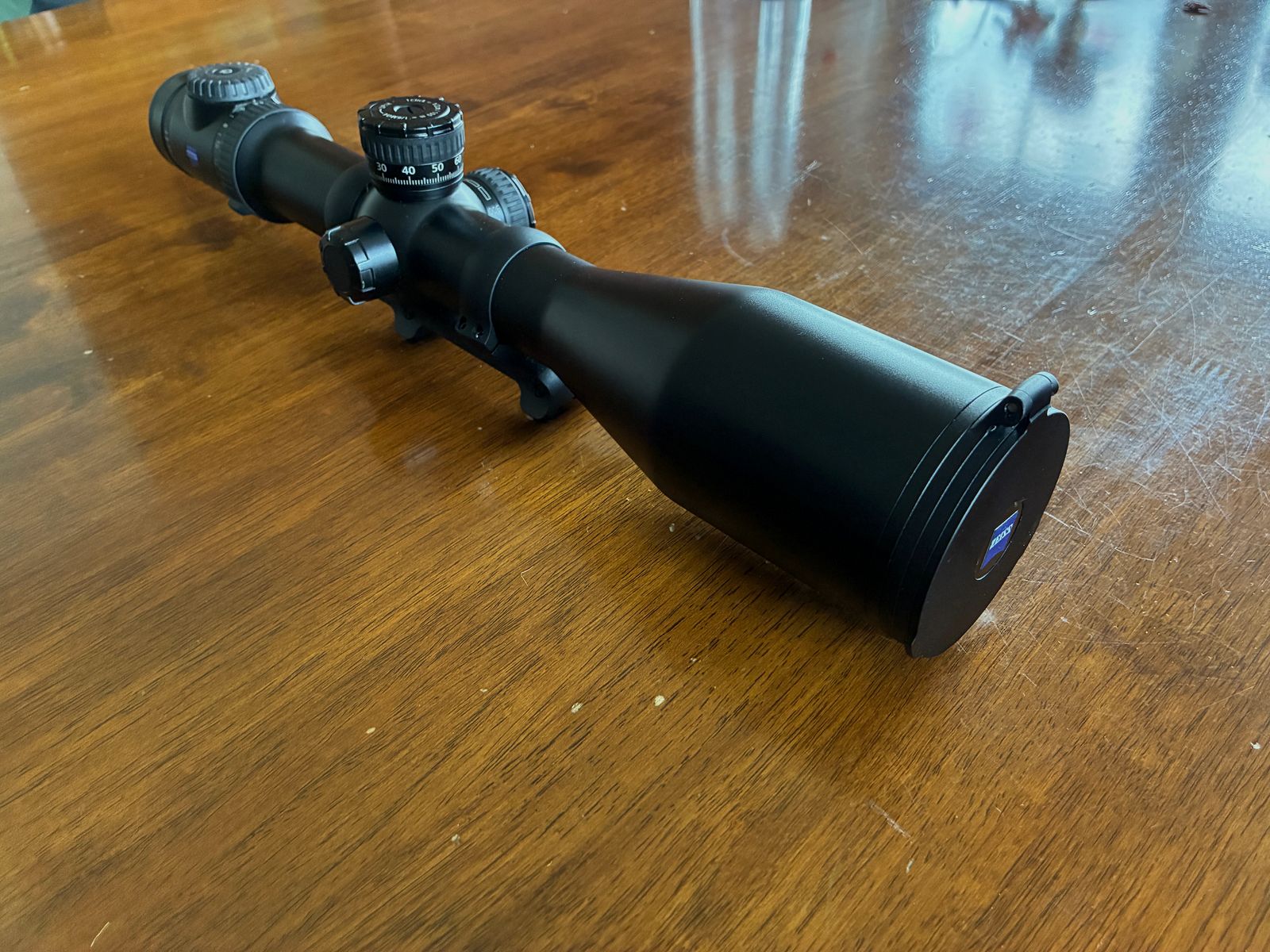 Zeiss V8 4,8-35x60 mit Blaser Sattelmontage 