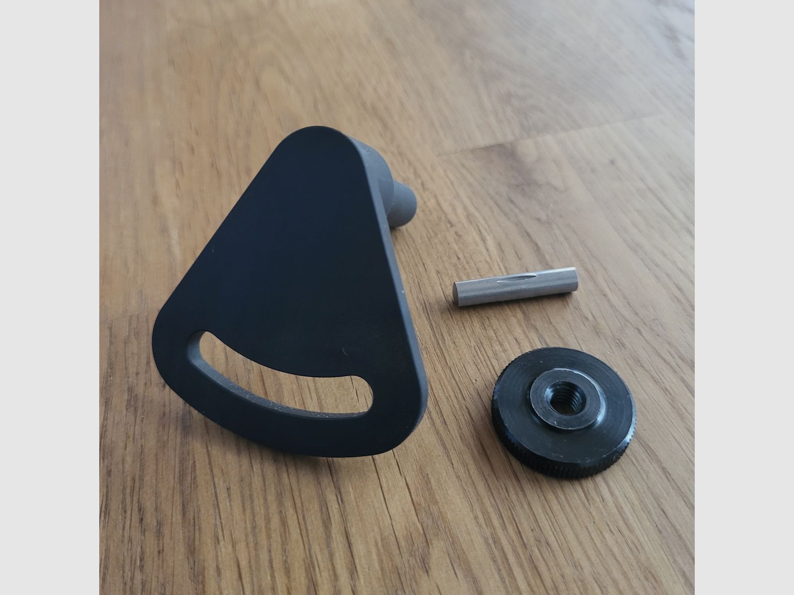 Renforcement du couple pour l'inclinaison latérale des bipieds standard