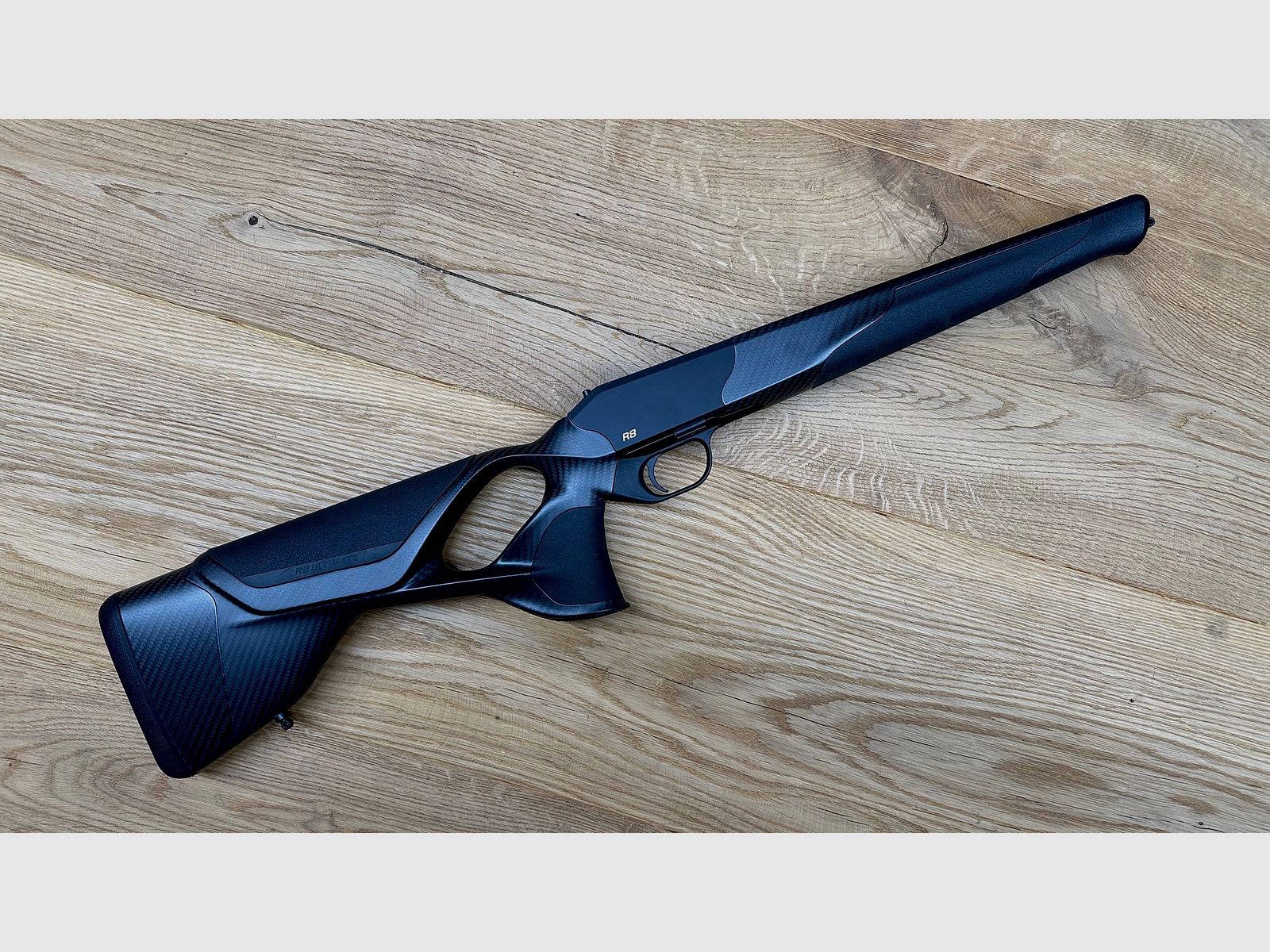 Blaser R8 Ultimate Carbon calcio con custodia/sistema // Manico sinistro // Solo 1,3 kg di peso
