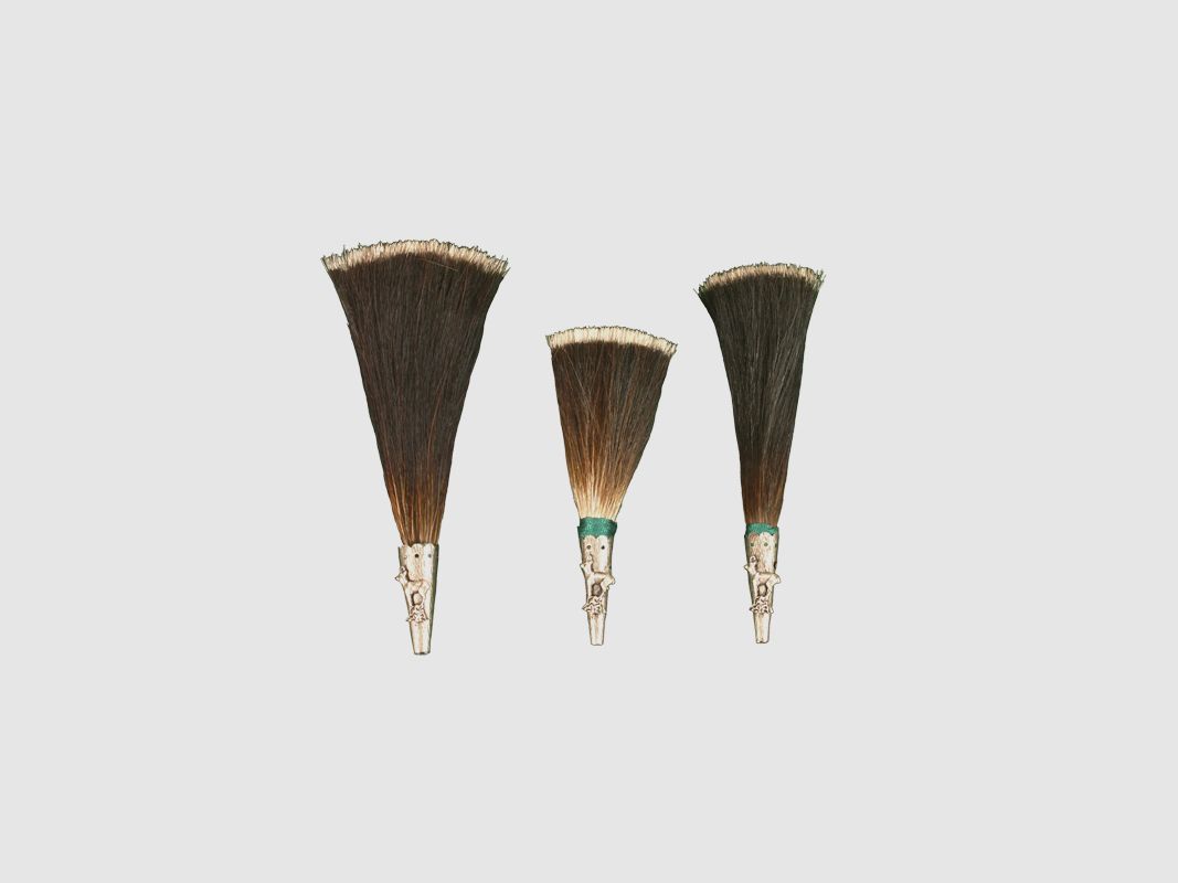 Gamsbart Anstecknadel mit Quaste - Wildleder h 11, Bild 2 von 2