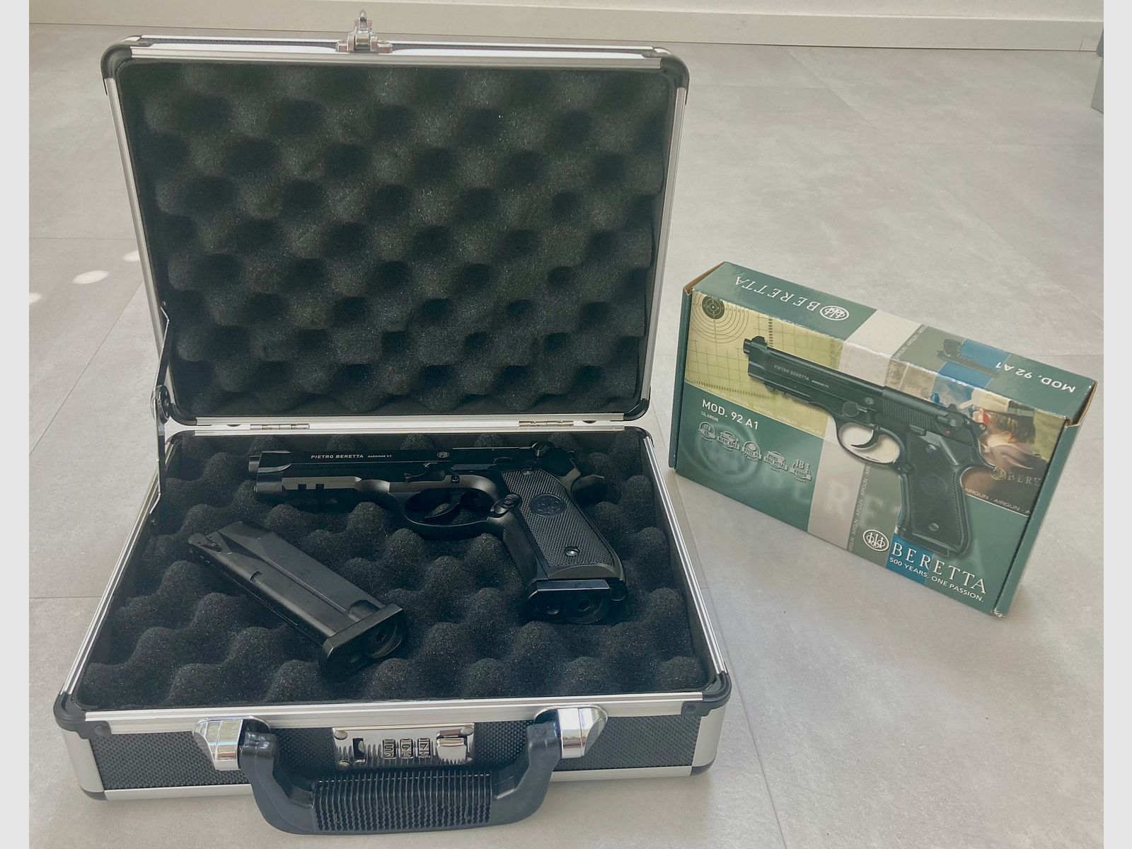 Umarex Beretta Mod.92 A1 CO2 Pistole - neuwertiger Zustand