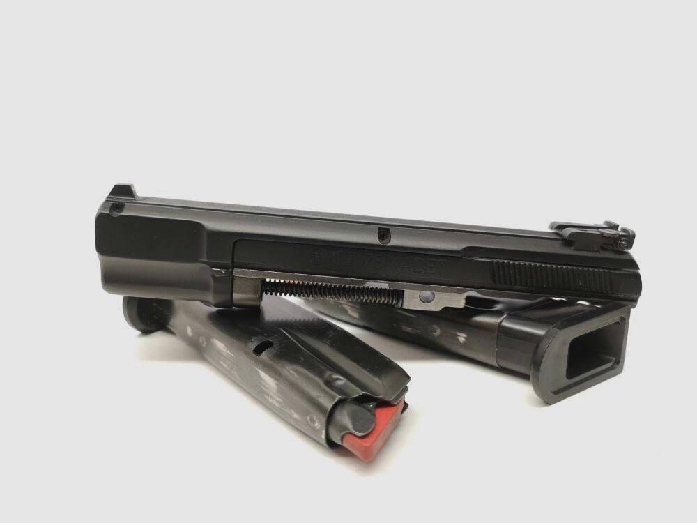 ZBROJOVKA BRNO CZ75B avec système interchangeable "Kadet" en .22lr.