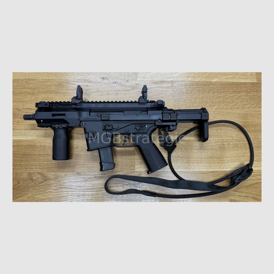 B&T AG SPC9 PDW G - halbautom. Pistole 9mmLuger Lower für Glock 9mm Magazine