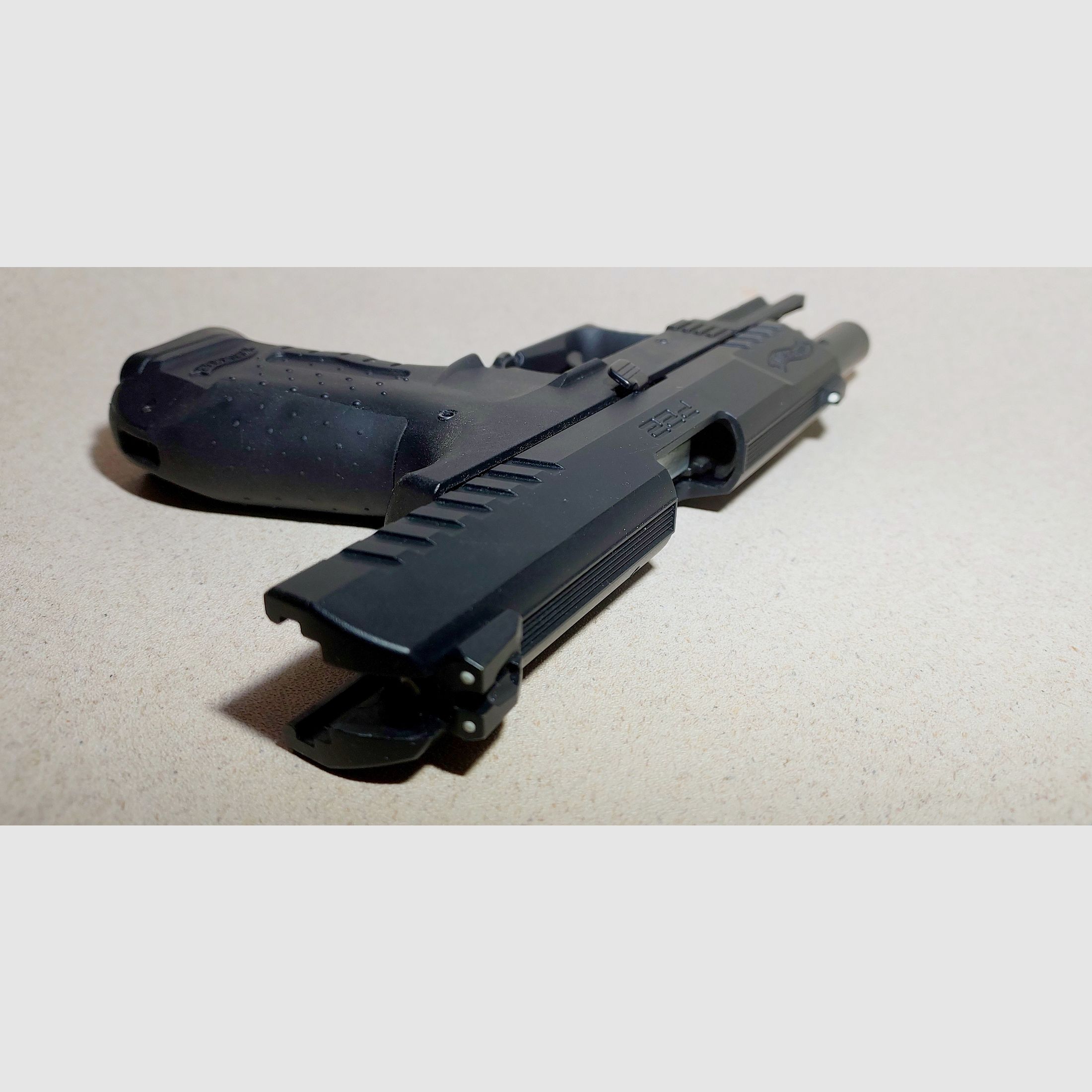 Walther P22 Ready Schreckschuss Pistole 9mm P.A.K. schwarz.