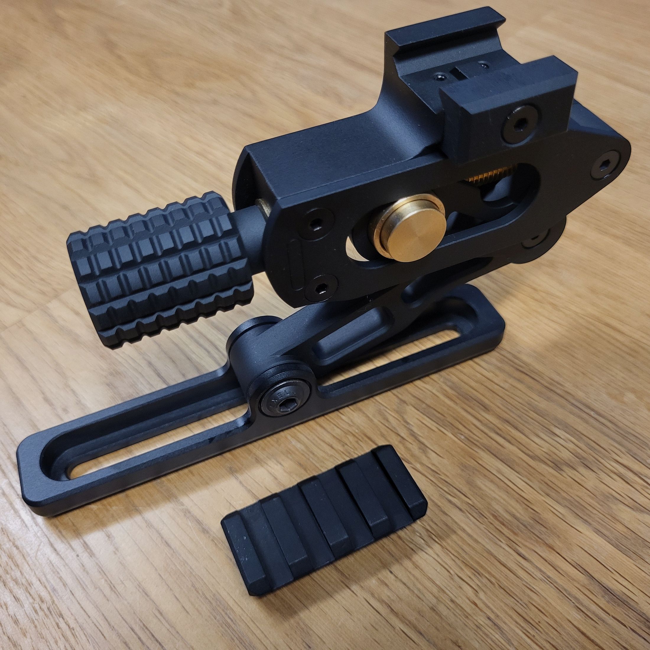 Single piece monopod Picatinny Gen 2.0