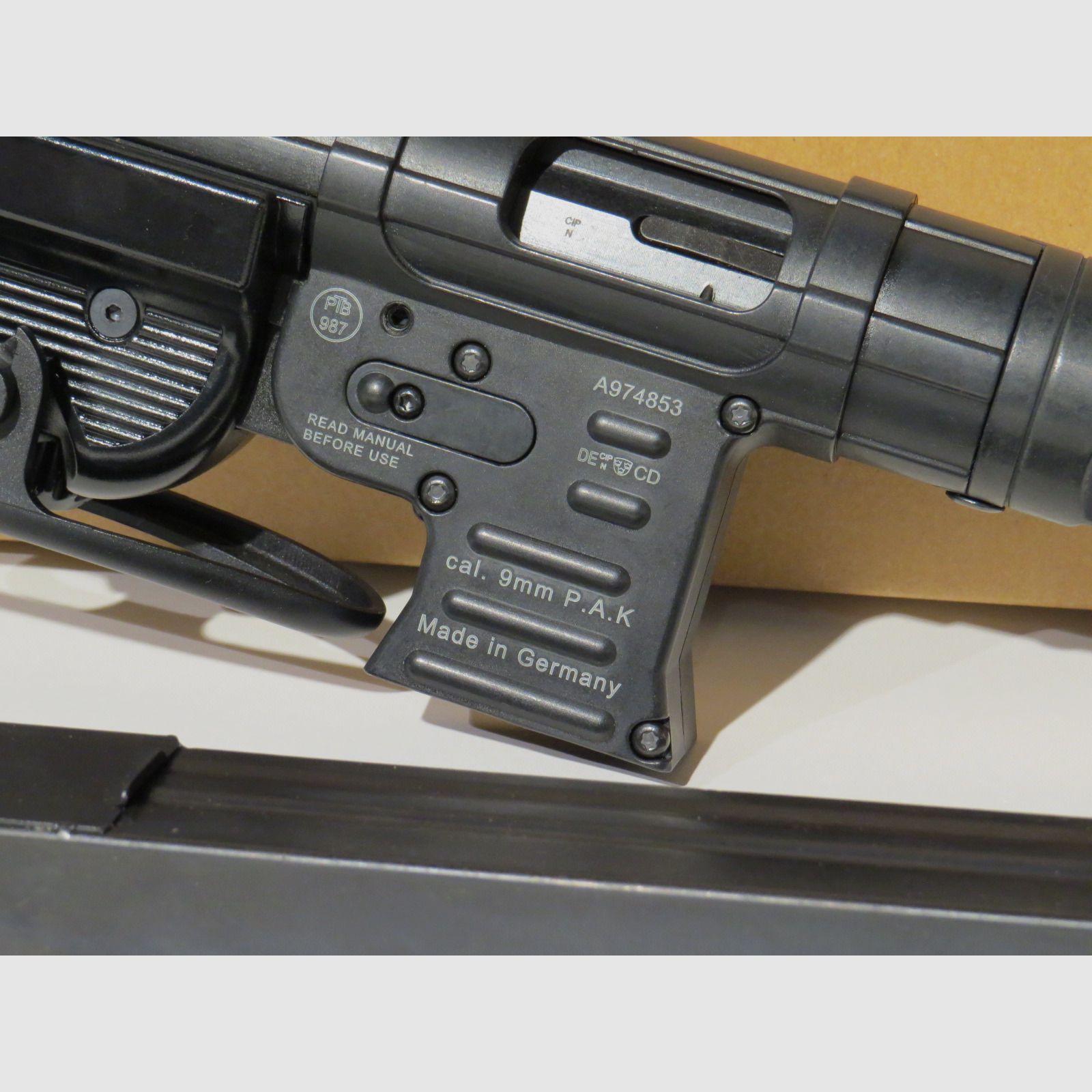 GSG (Schmeisser) MP40 - Schwarz - 9mm P.A.K. - Gas Signal - , Bild 5 von 5