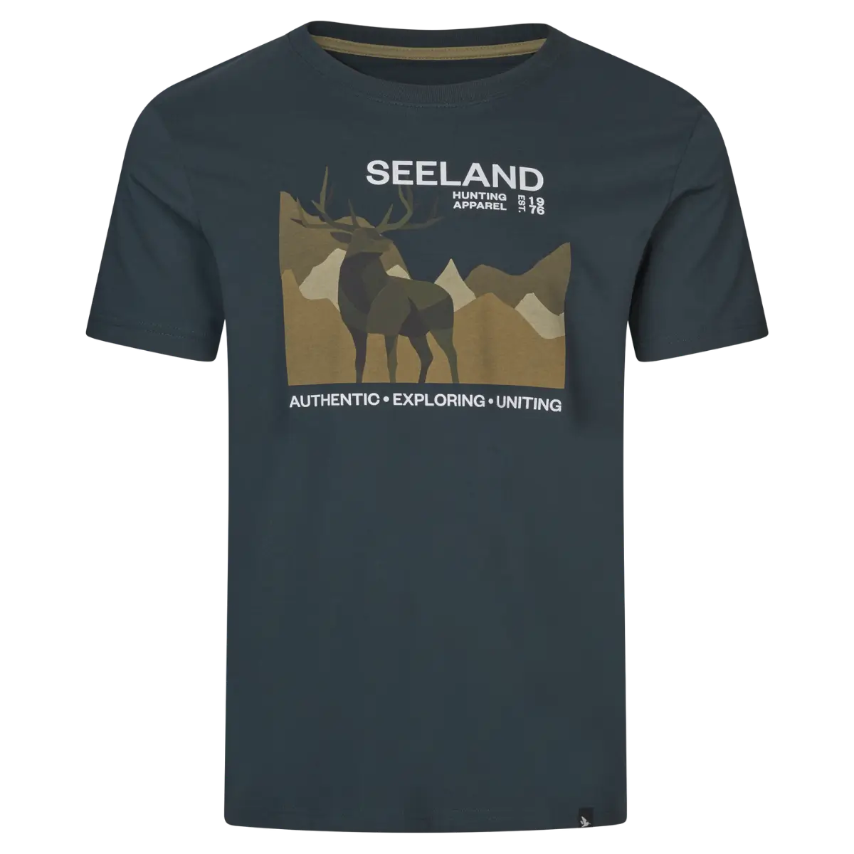 Seeland T-Shirt Fragment, image 1 of 2