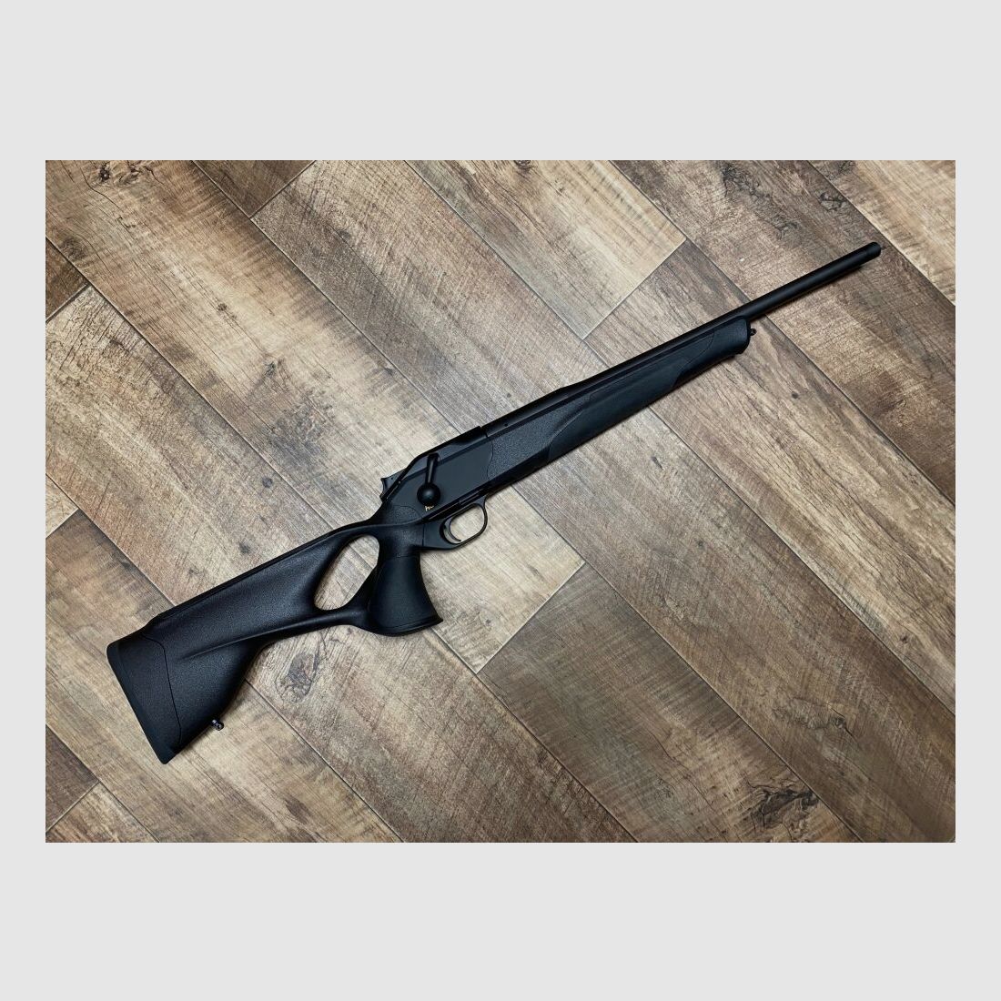 Blaser R8 Ultimate arma da donna calcio corto colore speciale NERO .308Win