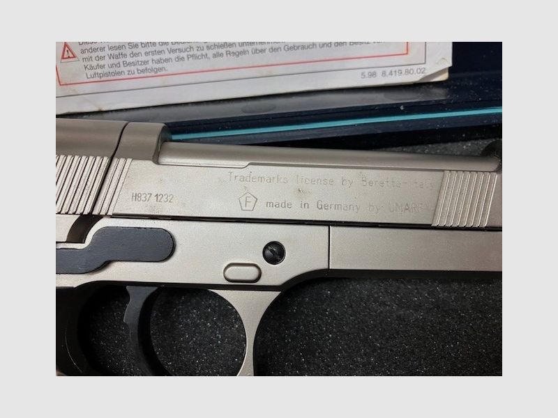 Pistola Co2 Umarex Modello Beretta 92 FS, calibro 4,5 mm