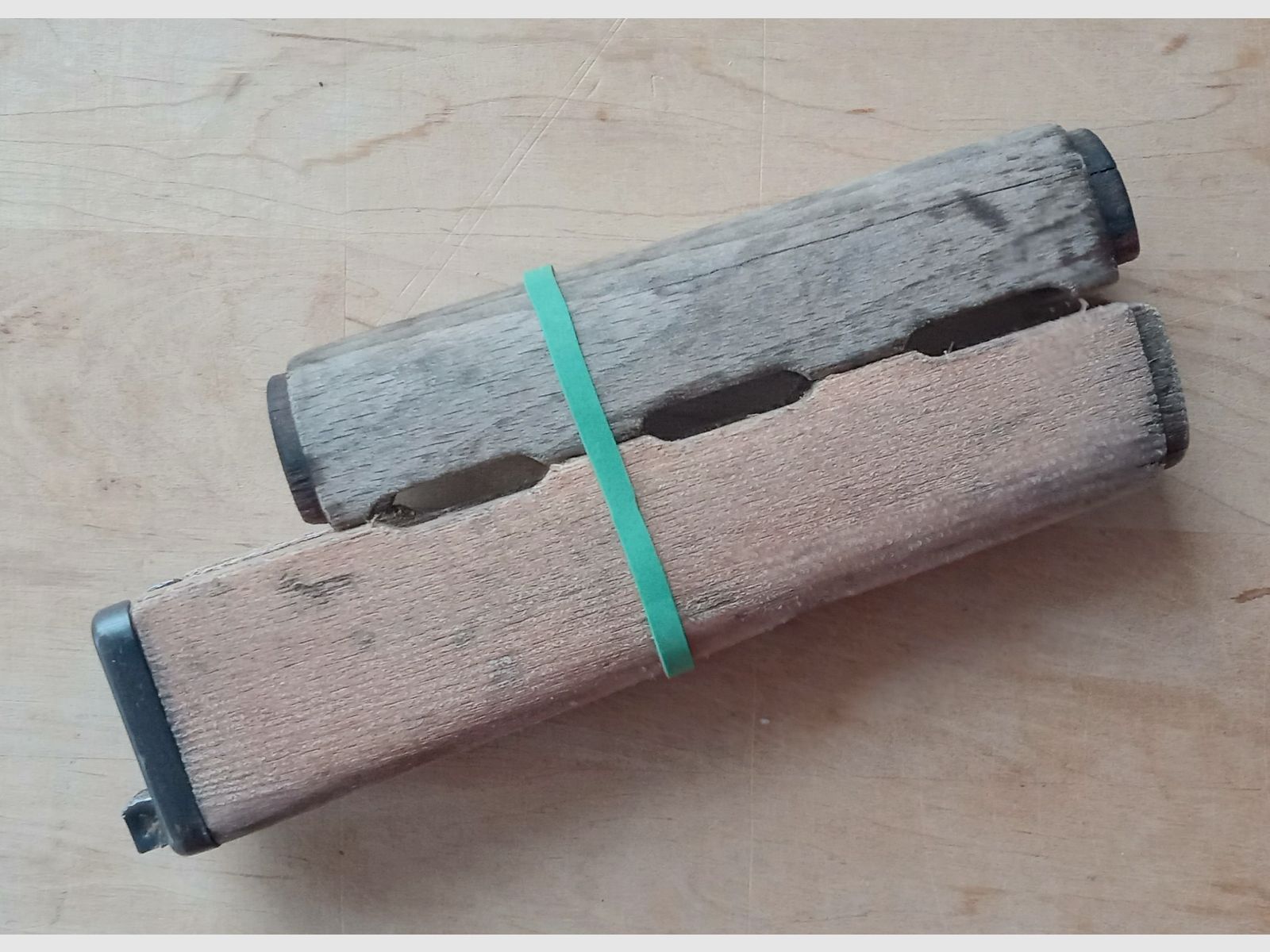 #1 Totenbleicher M70 Handschutz / Zastava Yugo AK Vorderschaft inclusa Steel Ferrule  // probabilmente adatto anche per LCT