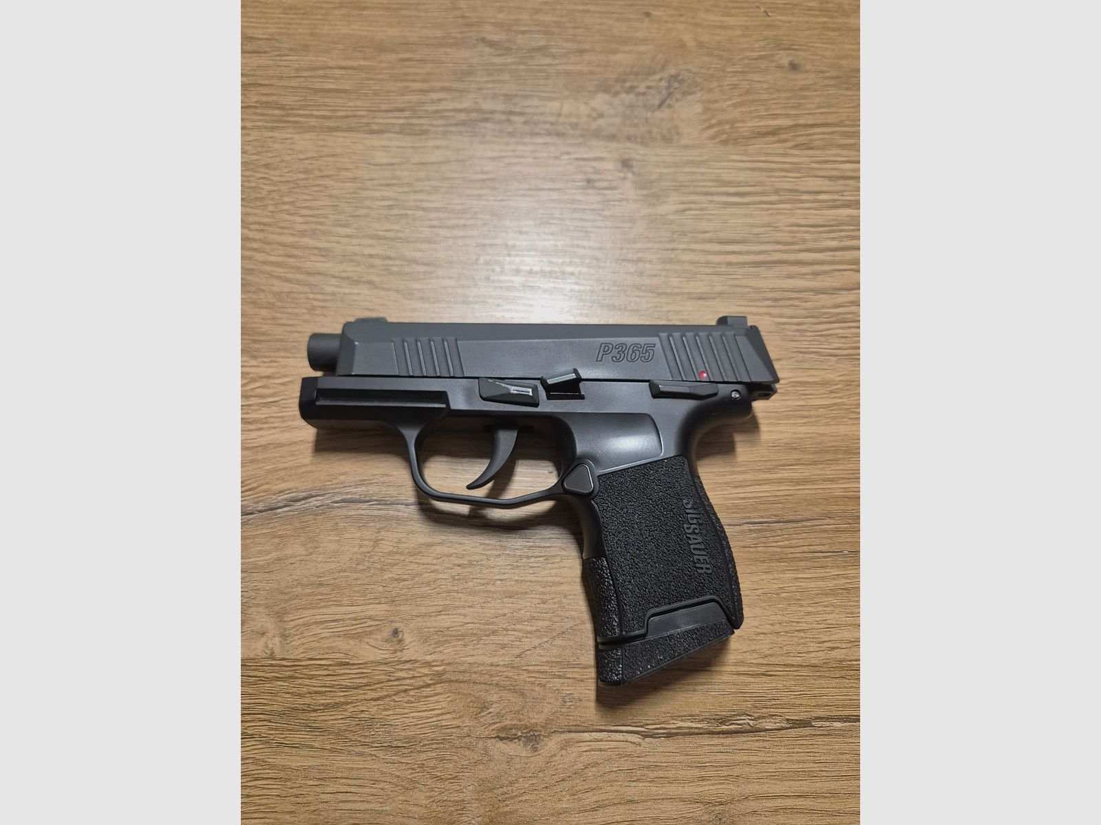 <SIG SAUER P365 / 4,5 mm BB / BlowBack / CO2>