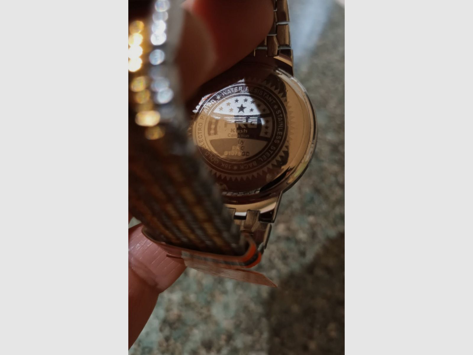 Armbanduhr mit 18 K Gold, Schweizer Uhrwerk Mondphase, Datum und Wochentag