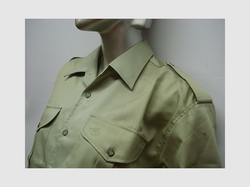 Nino 1/2 sleeve, size 39 - 2 chest pockets with flap