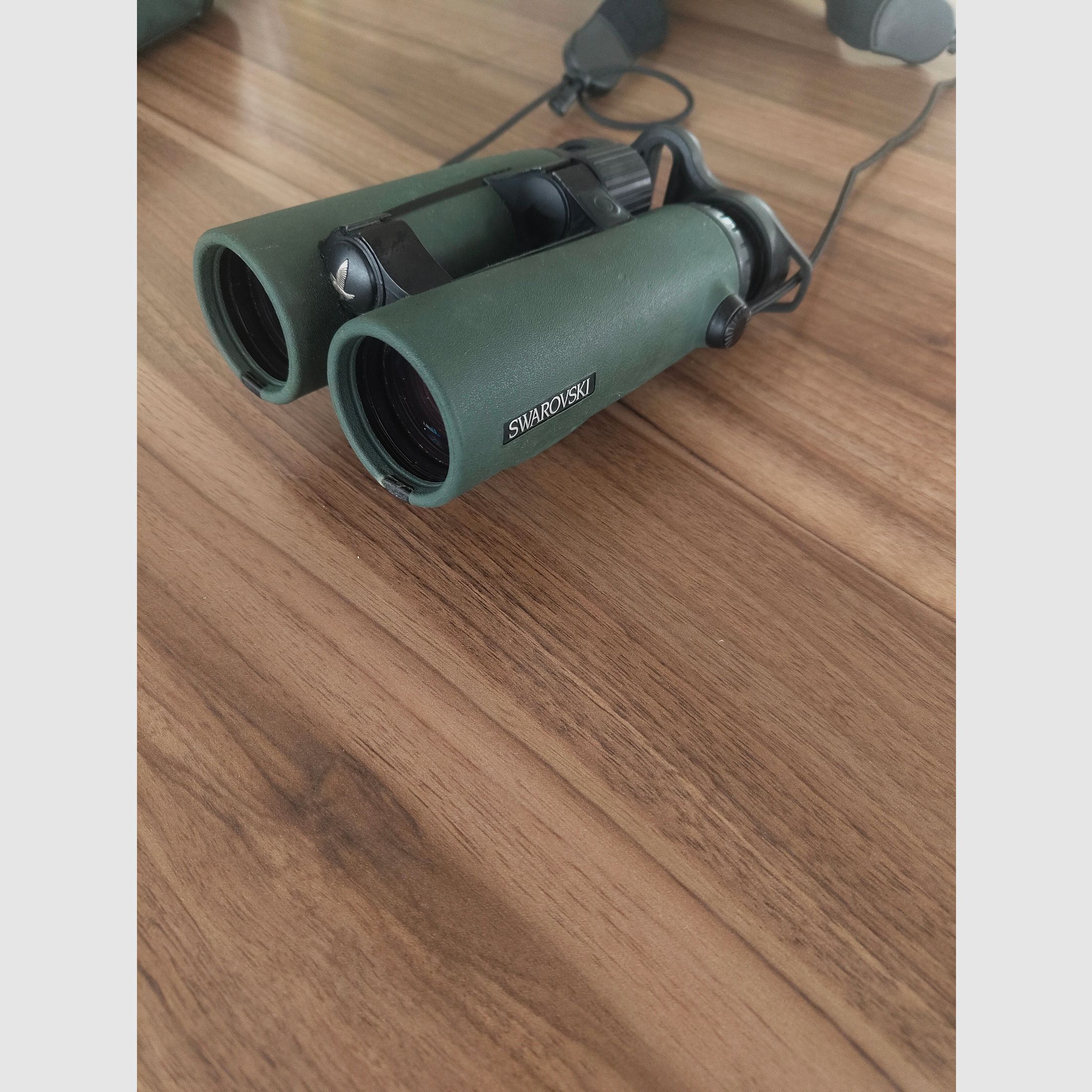 SWAROWSKI EL RANGE 10x42