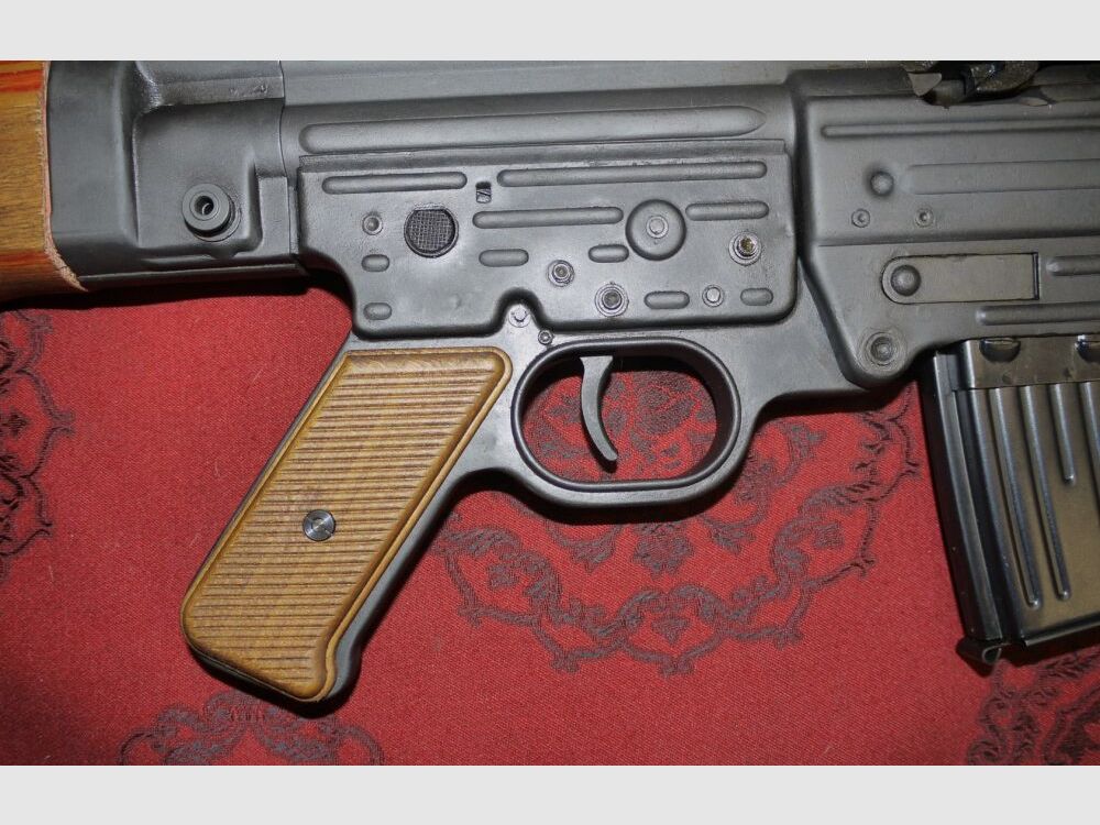 Niedermeier SLG44 (MP44, STG44)