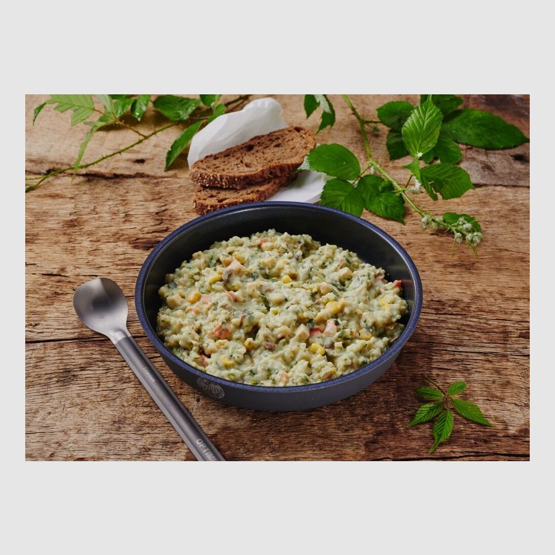 TREK'N EAT Creamy Chicken 145g