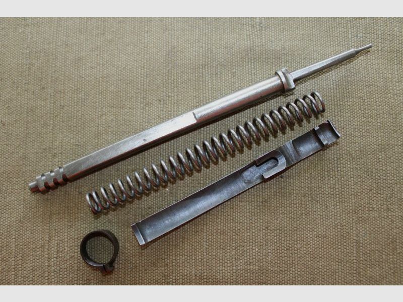 Ersatzteile K98 K98 Ersatzteile Set (Schlagbolzen, Schlagbolzenfeder, Auszieher, Auszieherring)