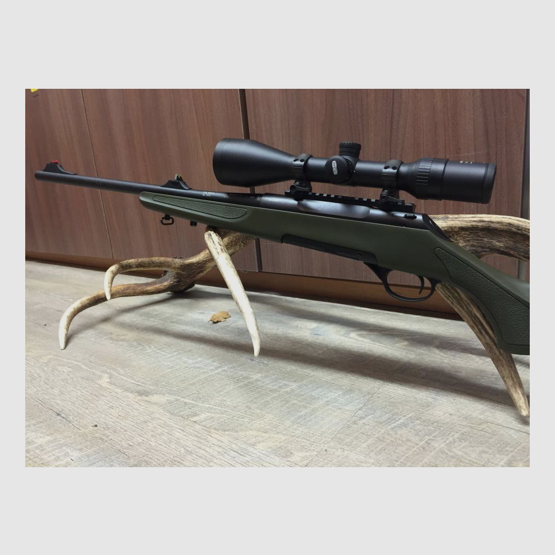 Haenel Varmint Jaeger 10, mit Meopta MeoStar R1r 3-12x56 RD