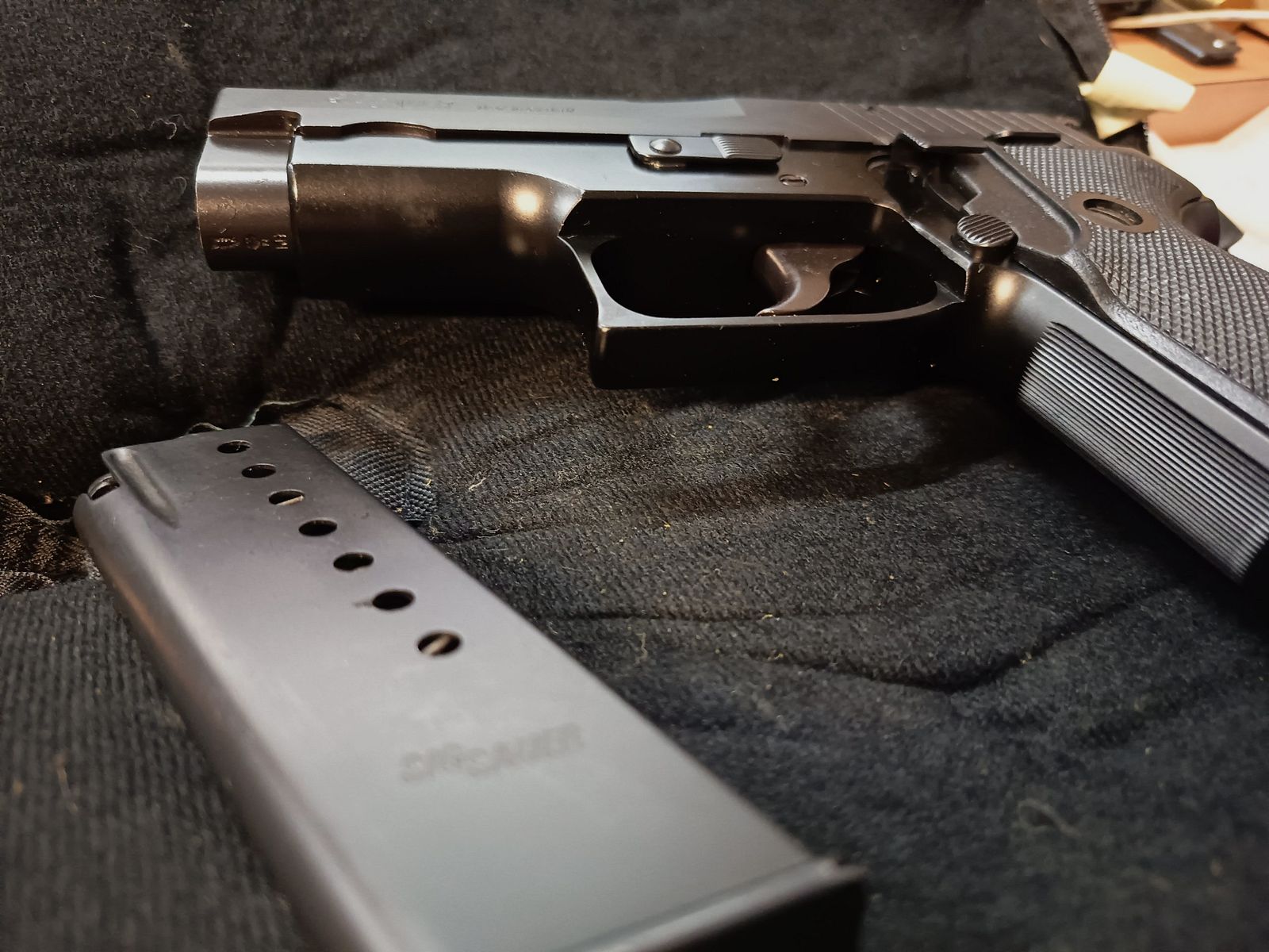 SIG SAUER P6(P225) 9*19mm, Bild 5 von 7