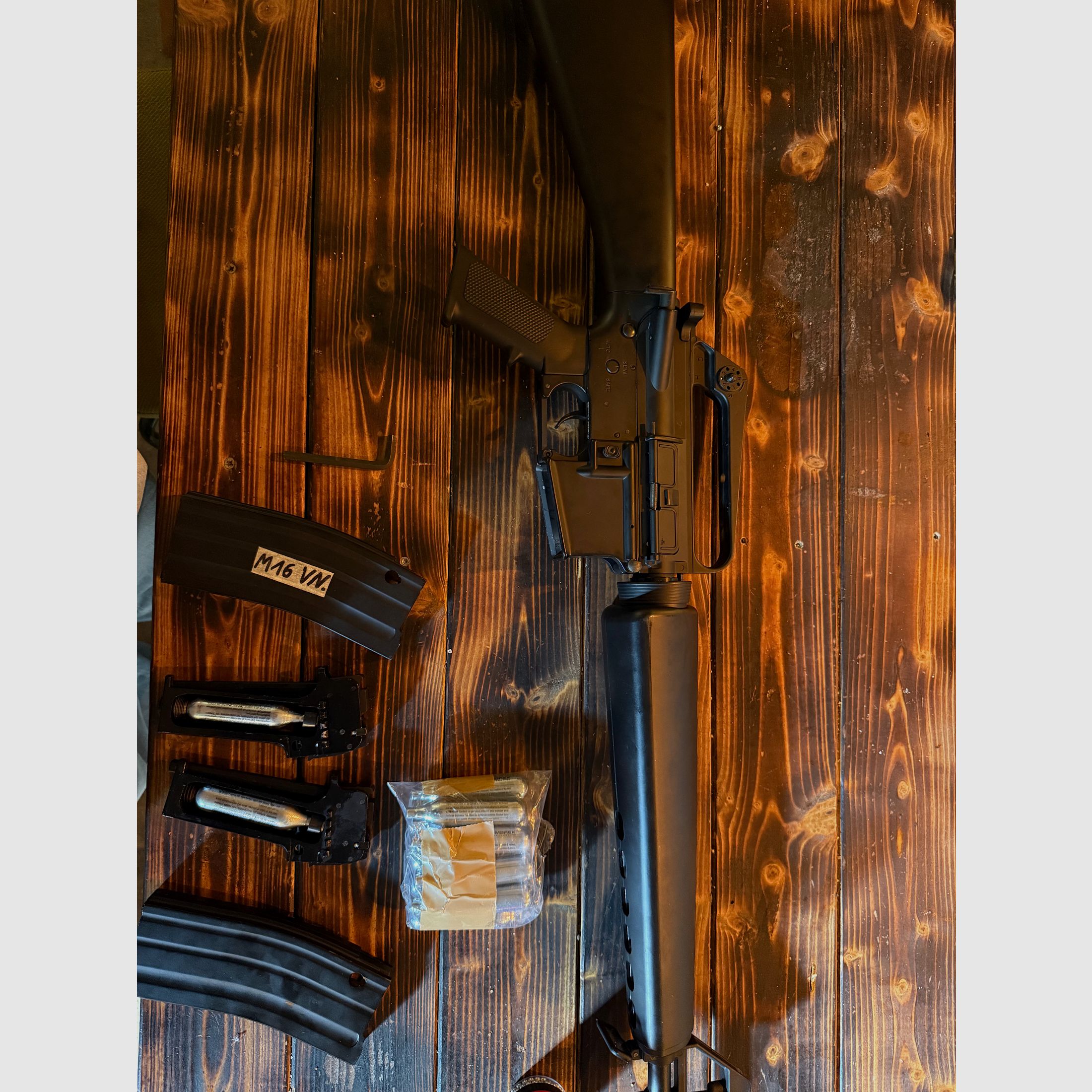 DEFENSE FORCES M16A1 VN Vietnam – CO₂-Gewehr 4,5 mm BB (Vollmetall)