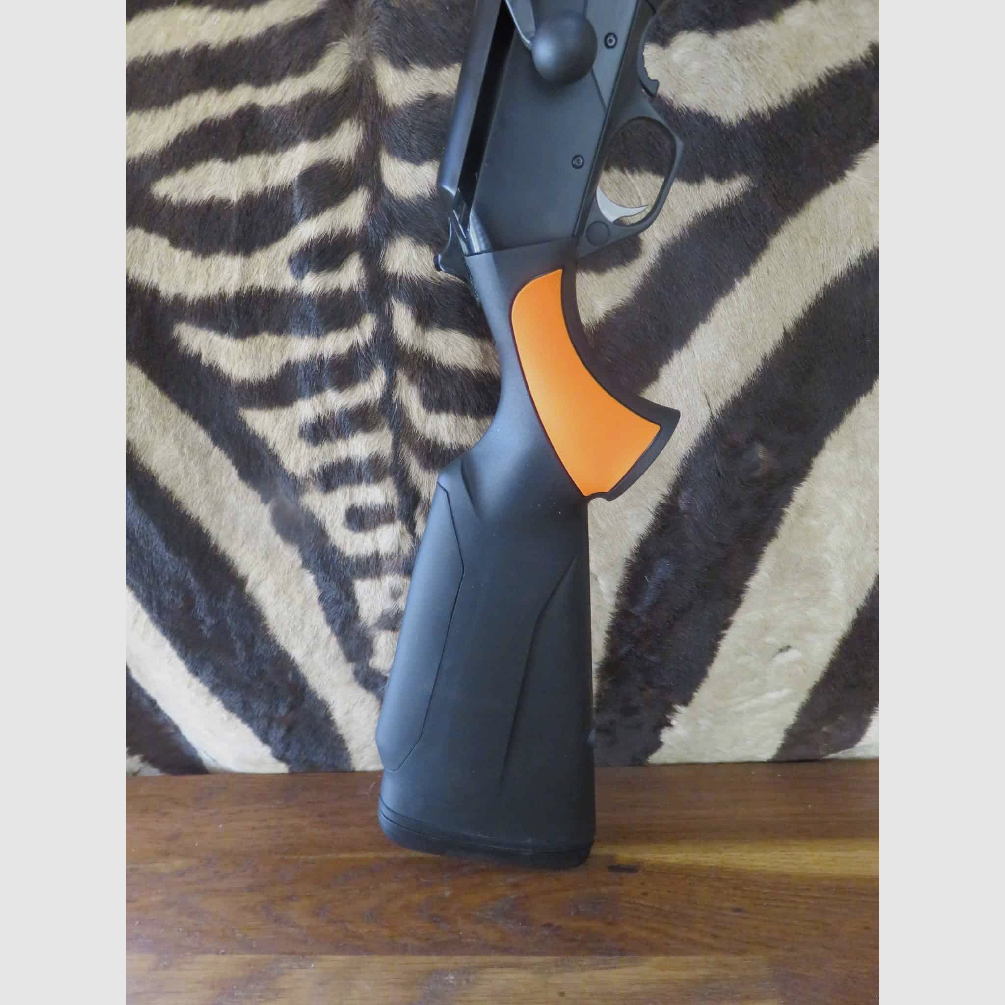 BROWNING Maral 4X Compo Hunter schwarz orange Kal.30-06 Lauf 53 cm gefluttet – gewinde – Waffenkoffer, Bild 7 von 10