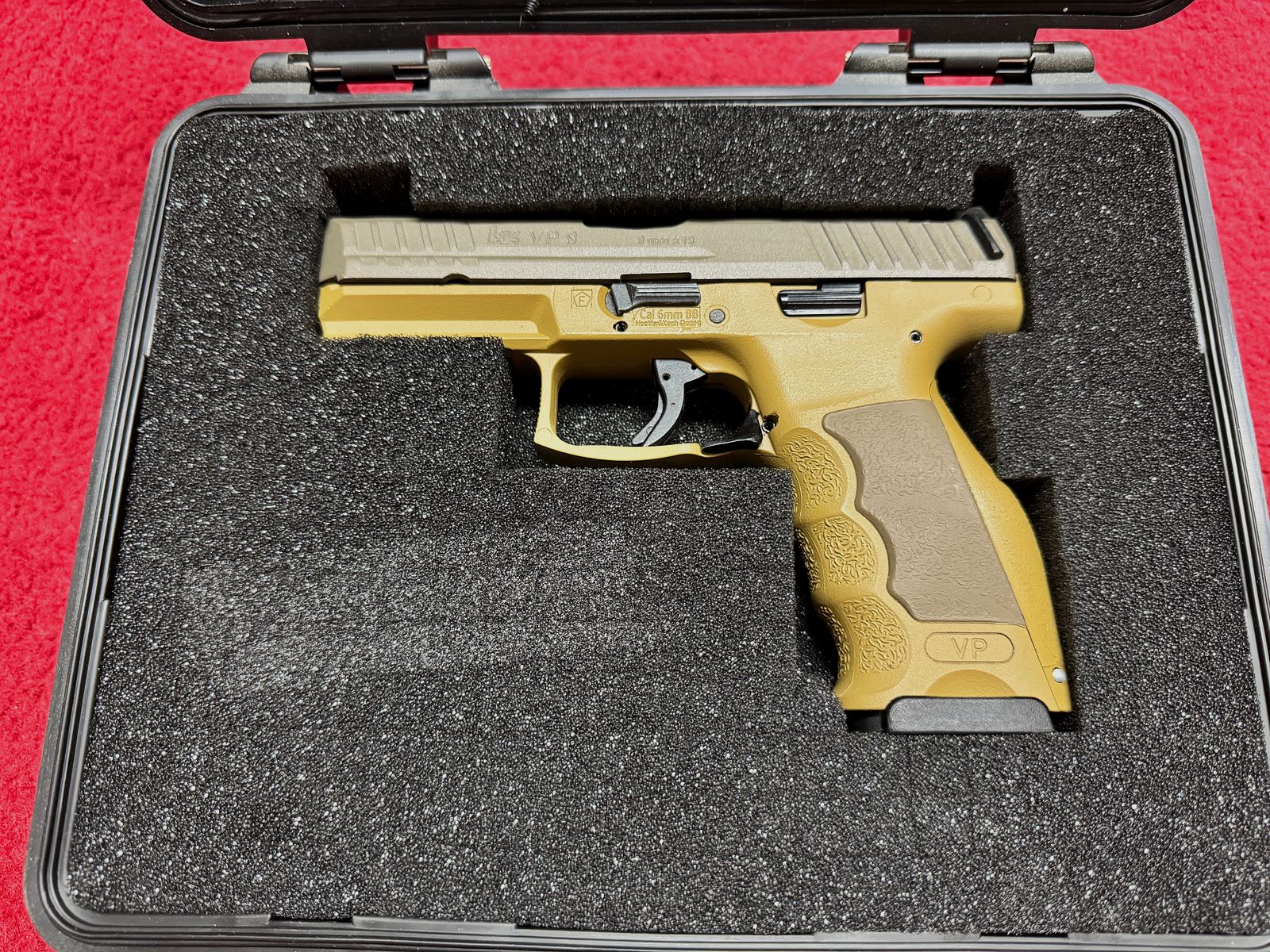 VFC H&K VP9 Airsoft GBB Pistole 6mm mit Koffer Defekt !!!!